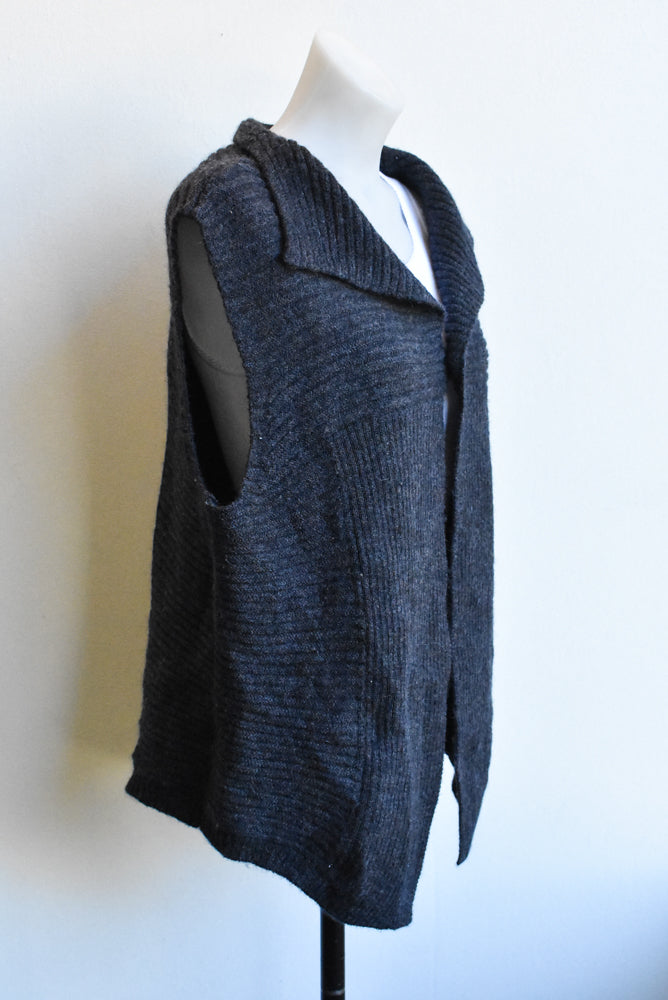 Twin Rivers black wool vest, XXL