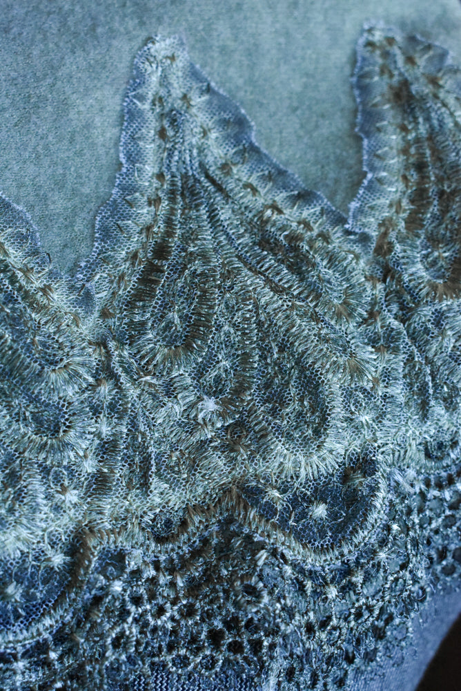 Green wool-blend lace-fringed top, M