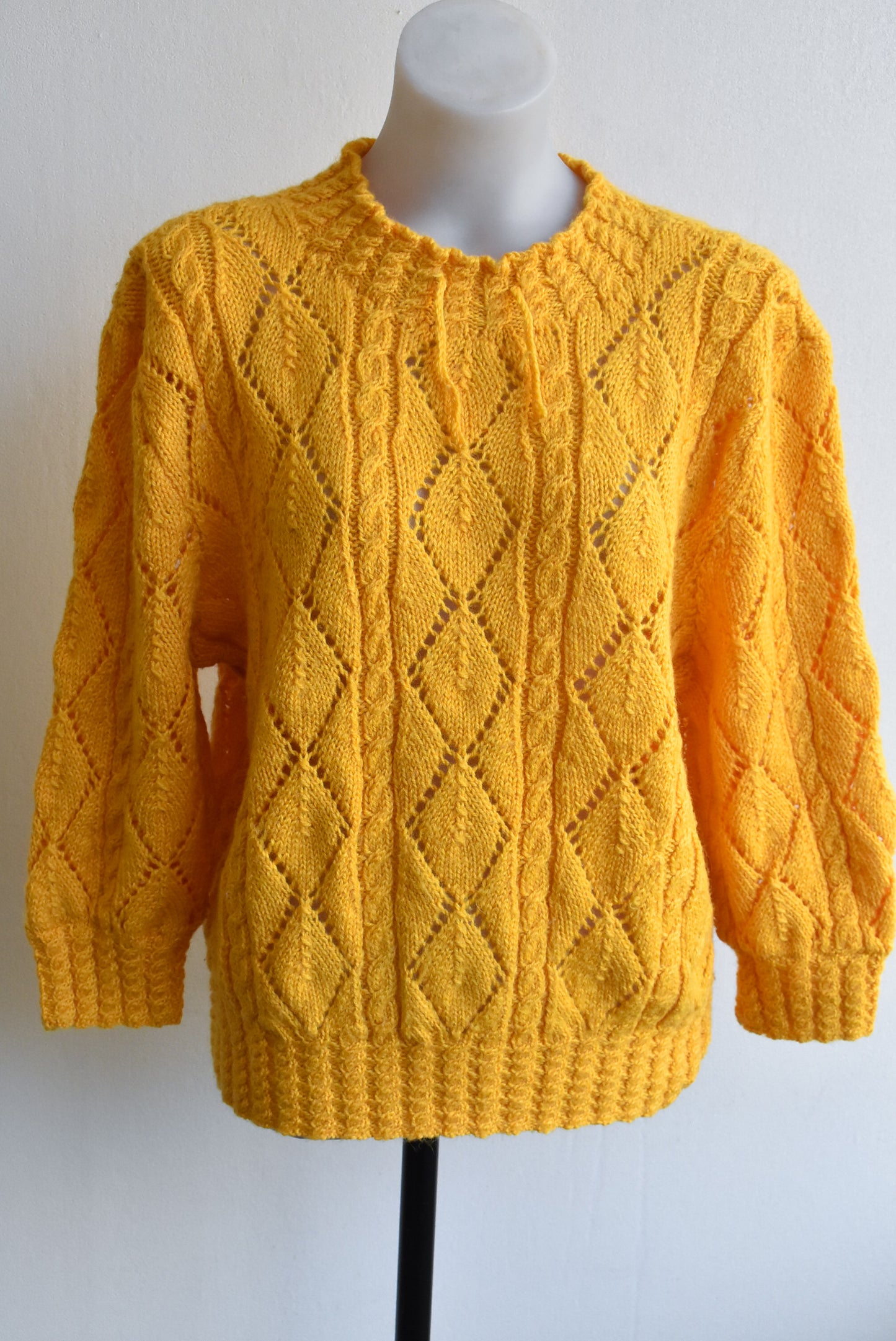 Mustard knitted sweater, M