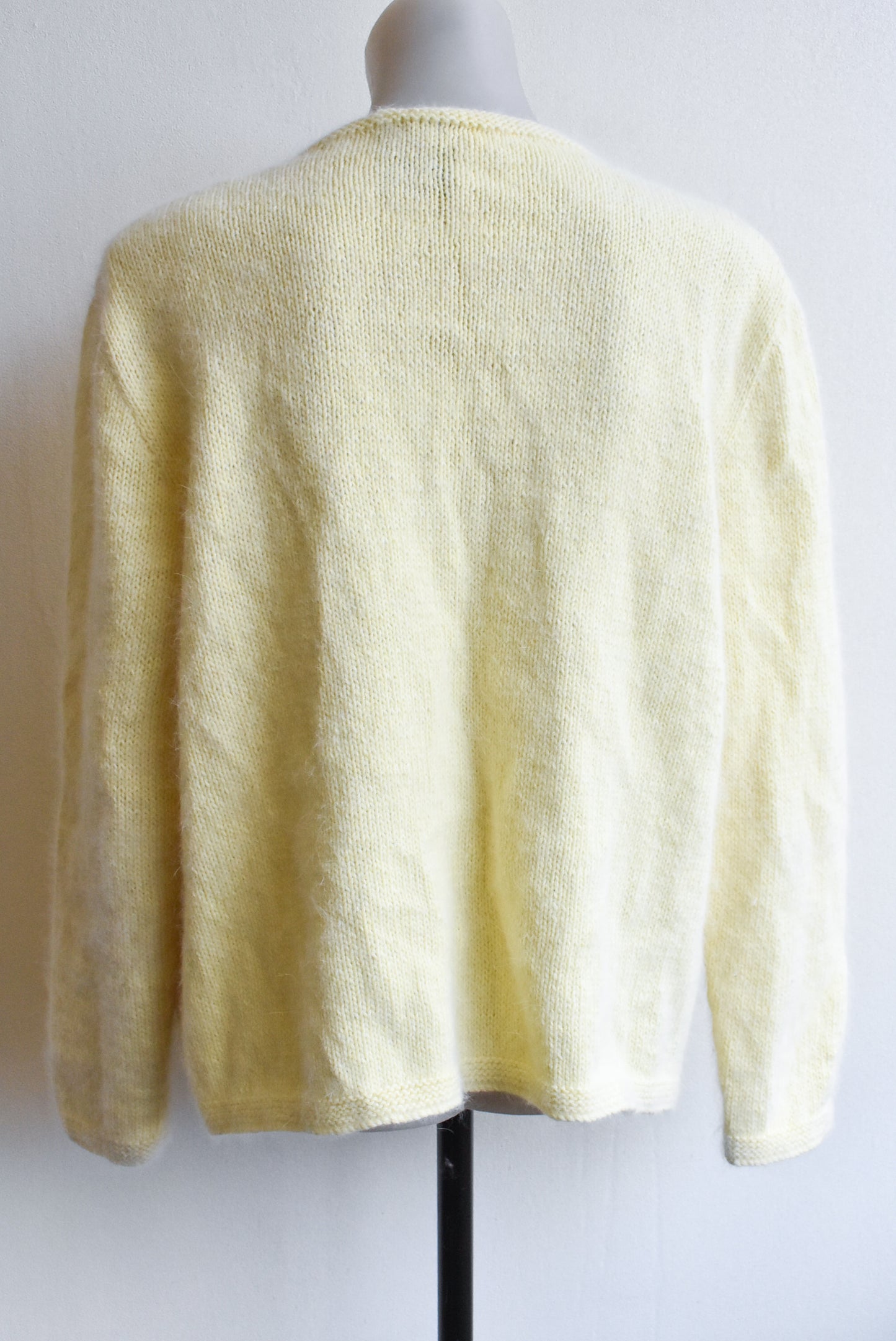 Yellow knitted cardigan, M/L