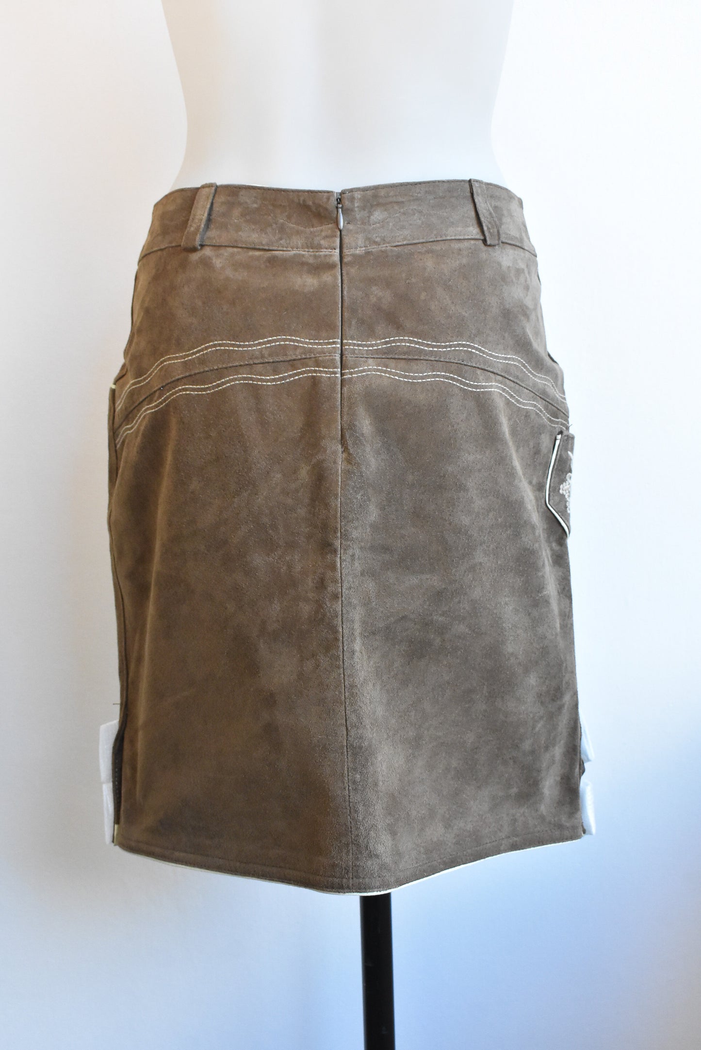 Women genuine leather suede brown skirt, size 8-10