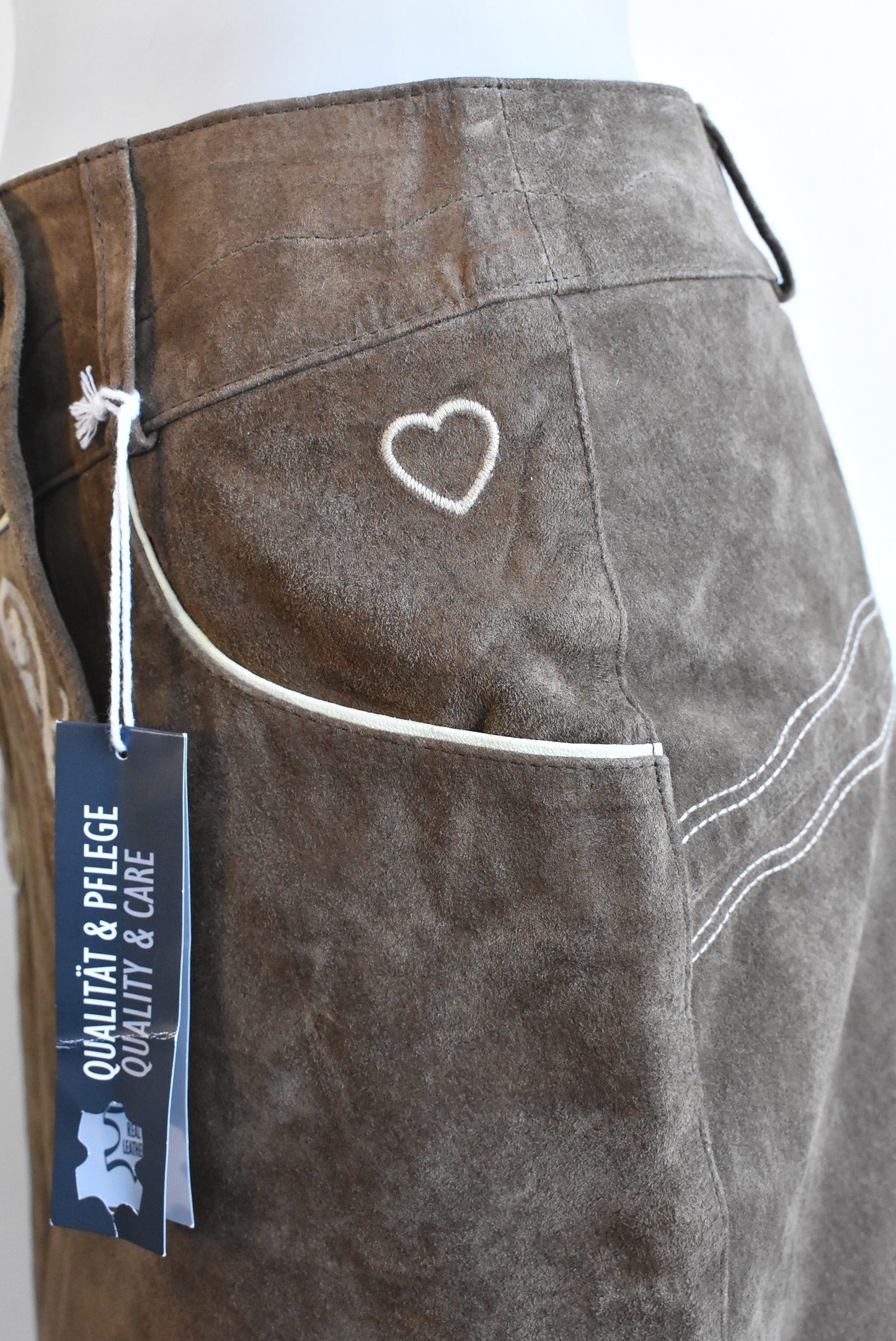 Women genuine leather suede brown skirt, size 8-10