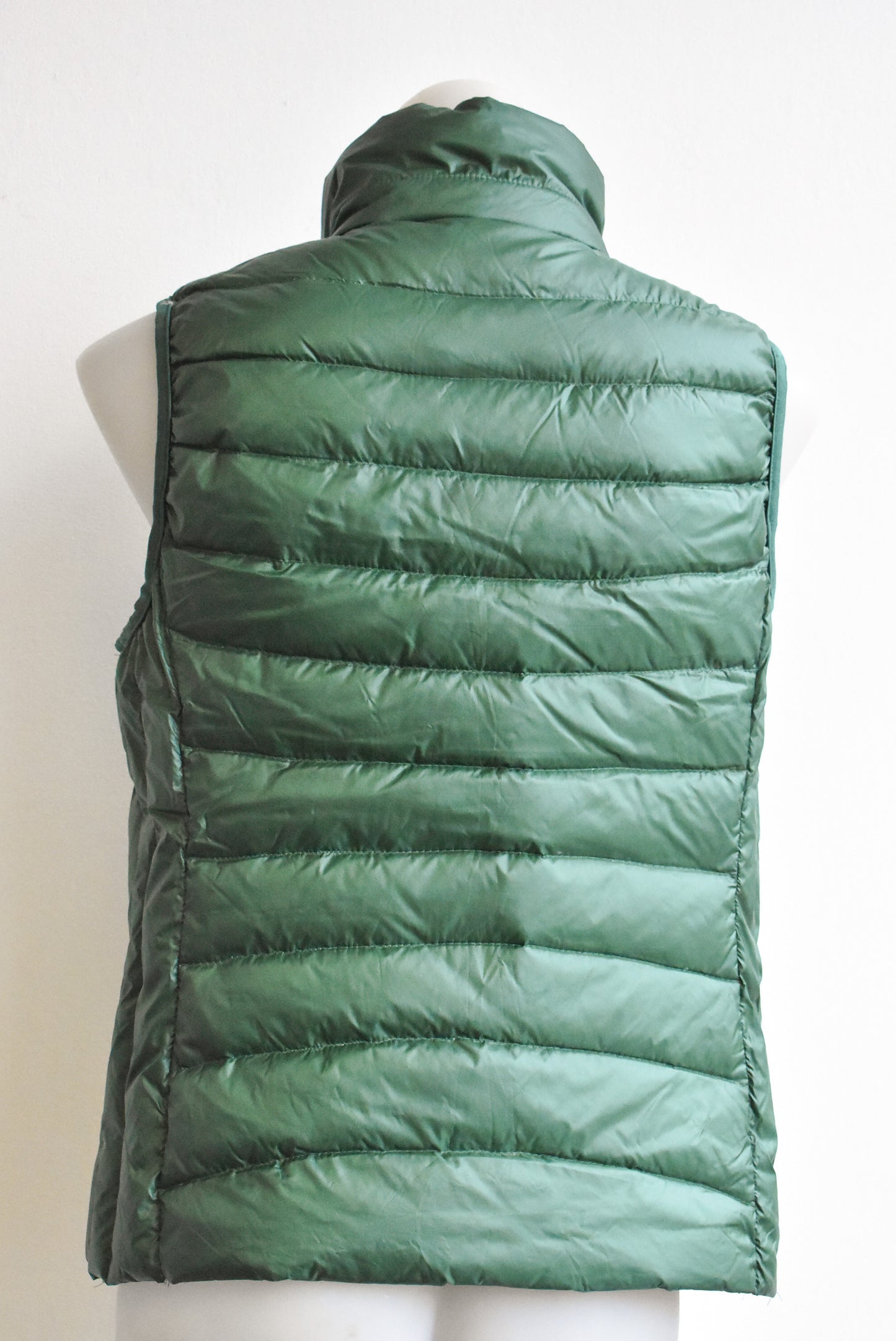 Olis Rose forest green puffer vest, M