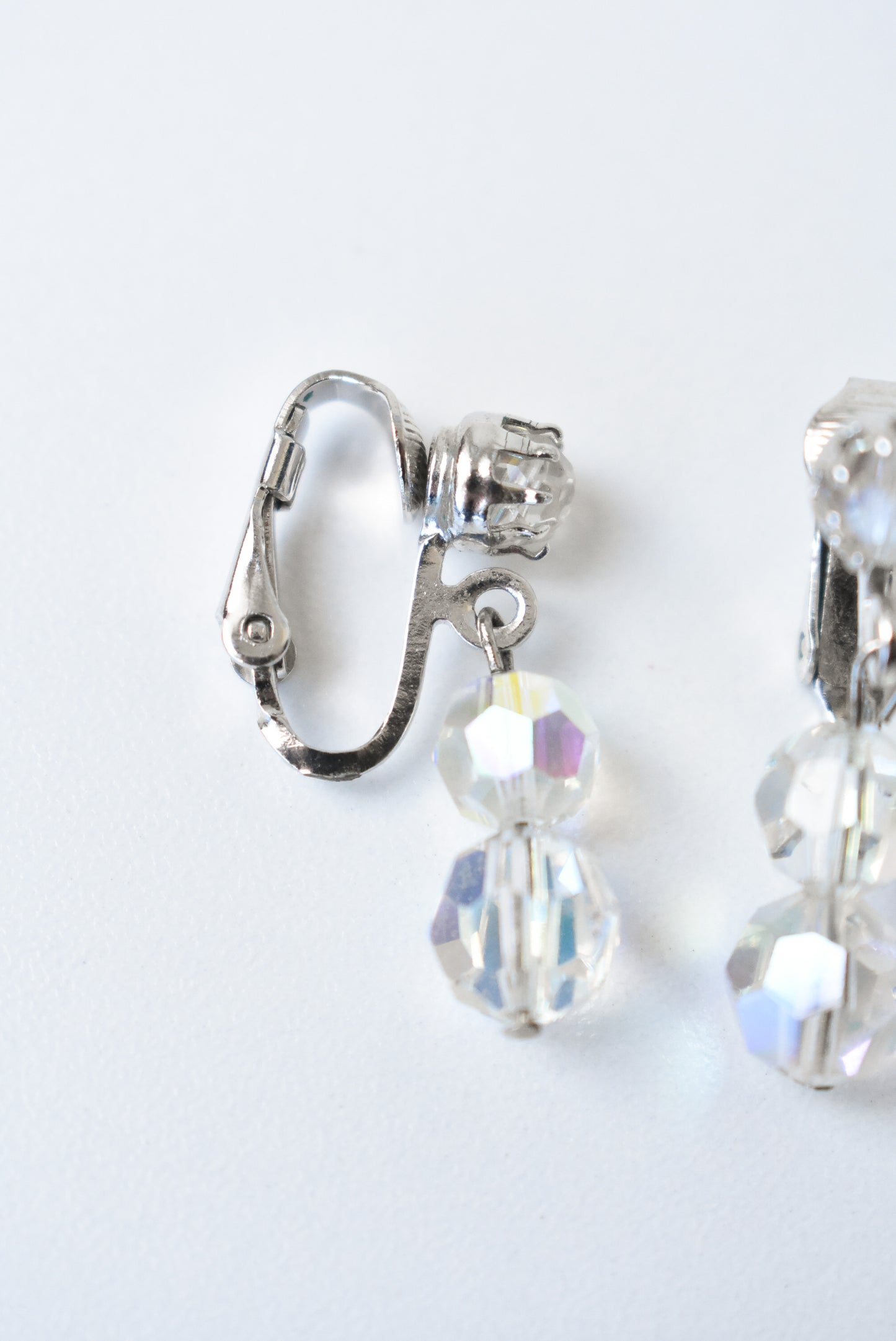 Retro clip on dangly glass bead earrings