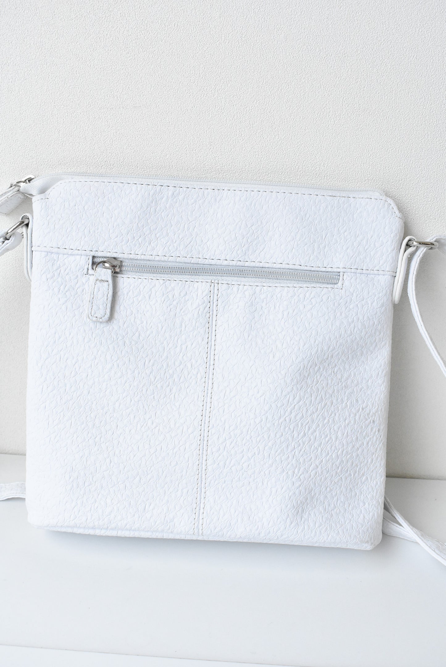 Cabrelli white synthetic shoulder bag