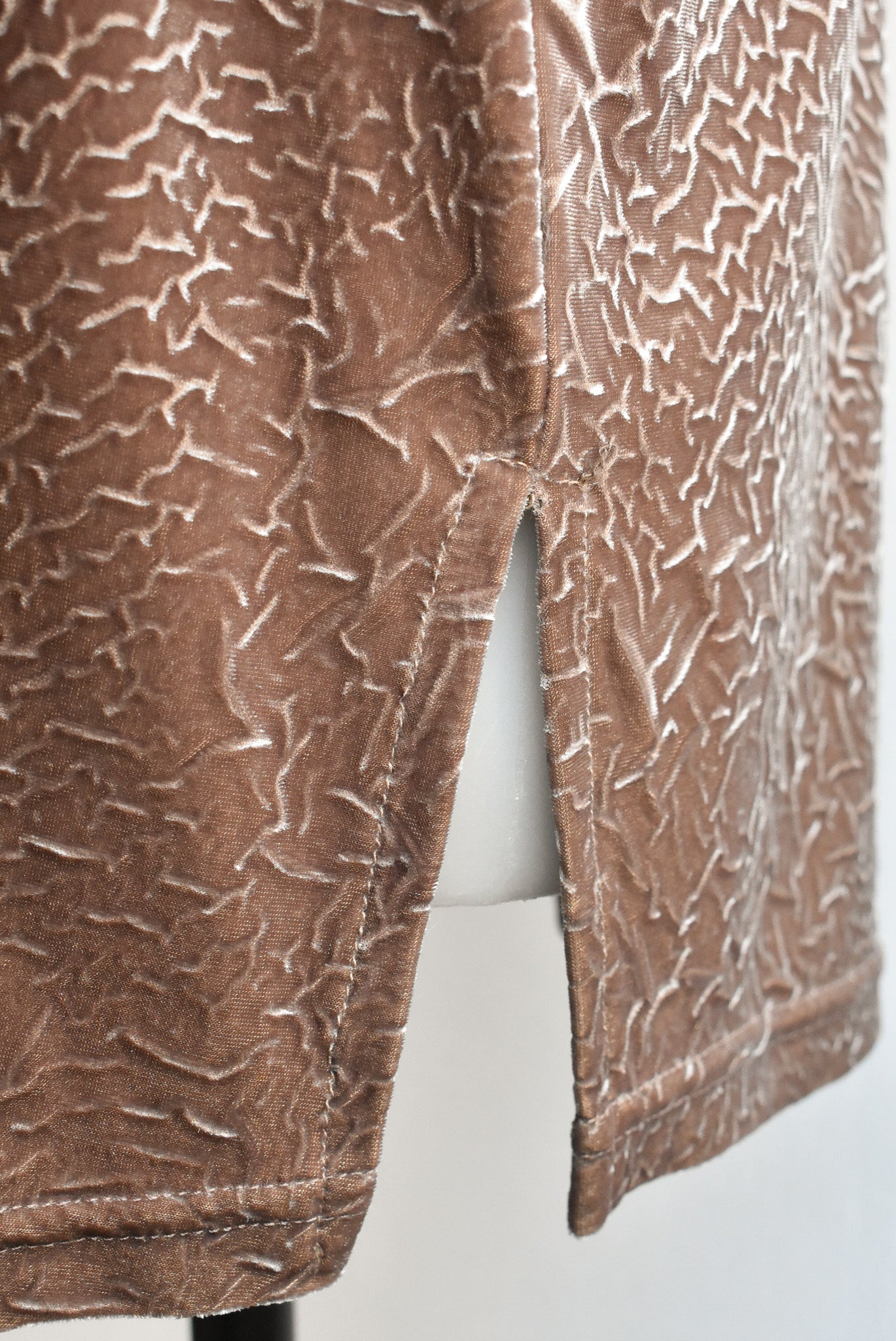 The Ark bronze textured top, size L