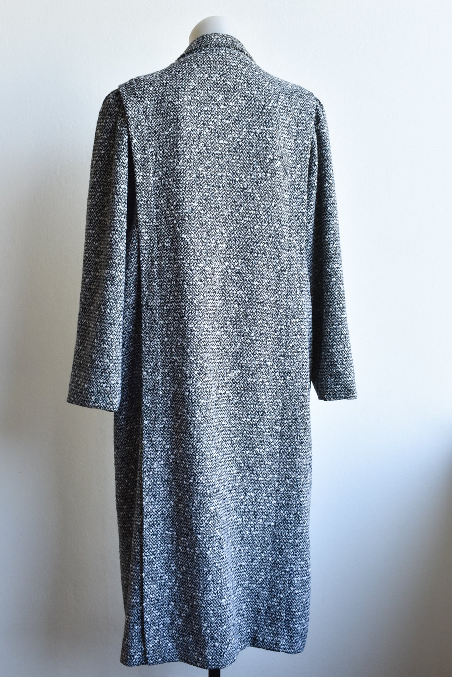 Retro Nalla grey coat, size 18