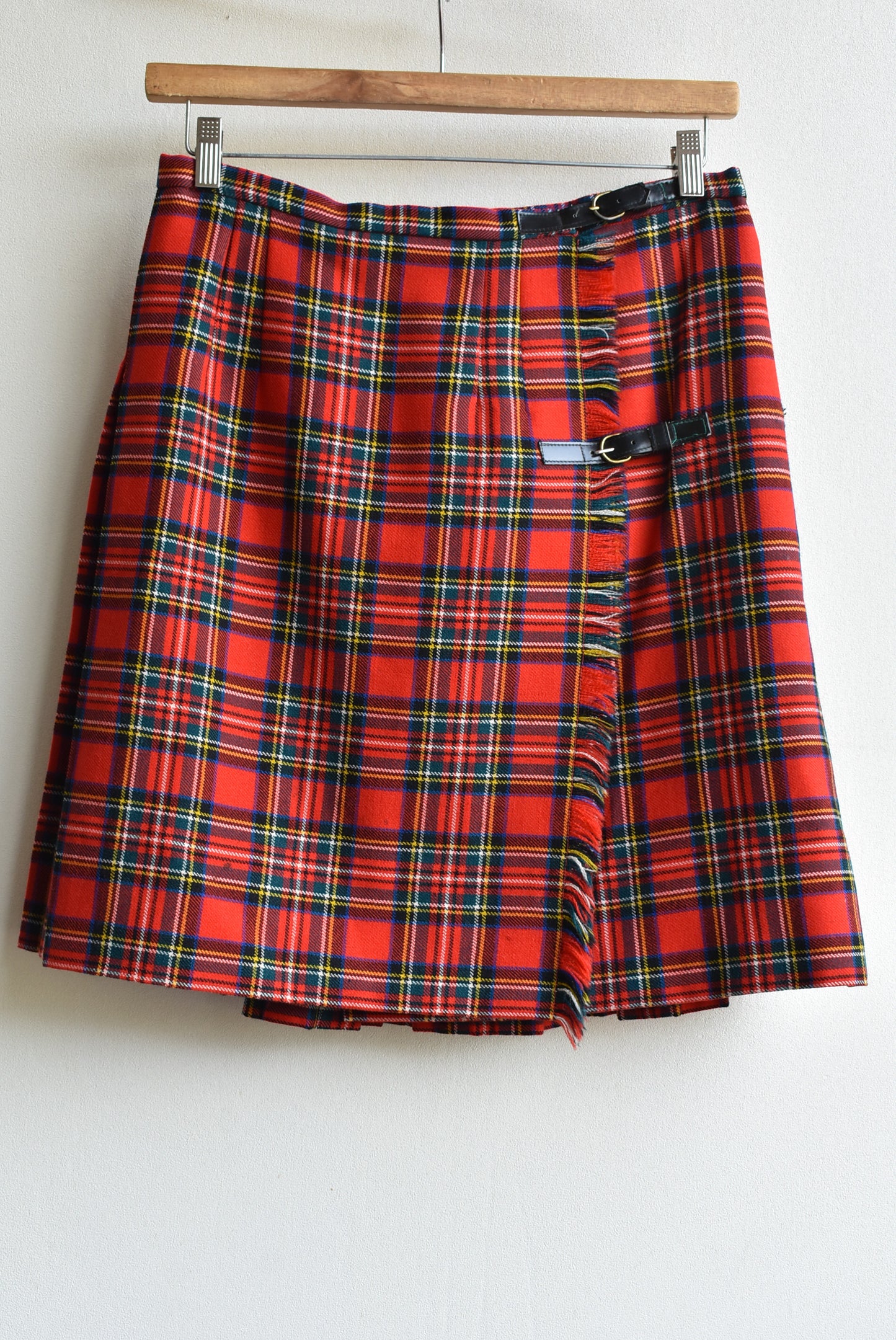 Gorray red tartan kilted skirt