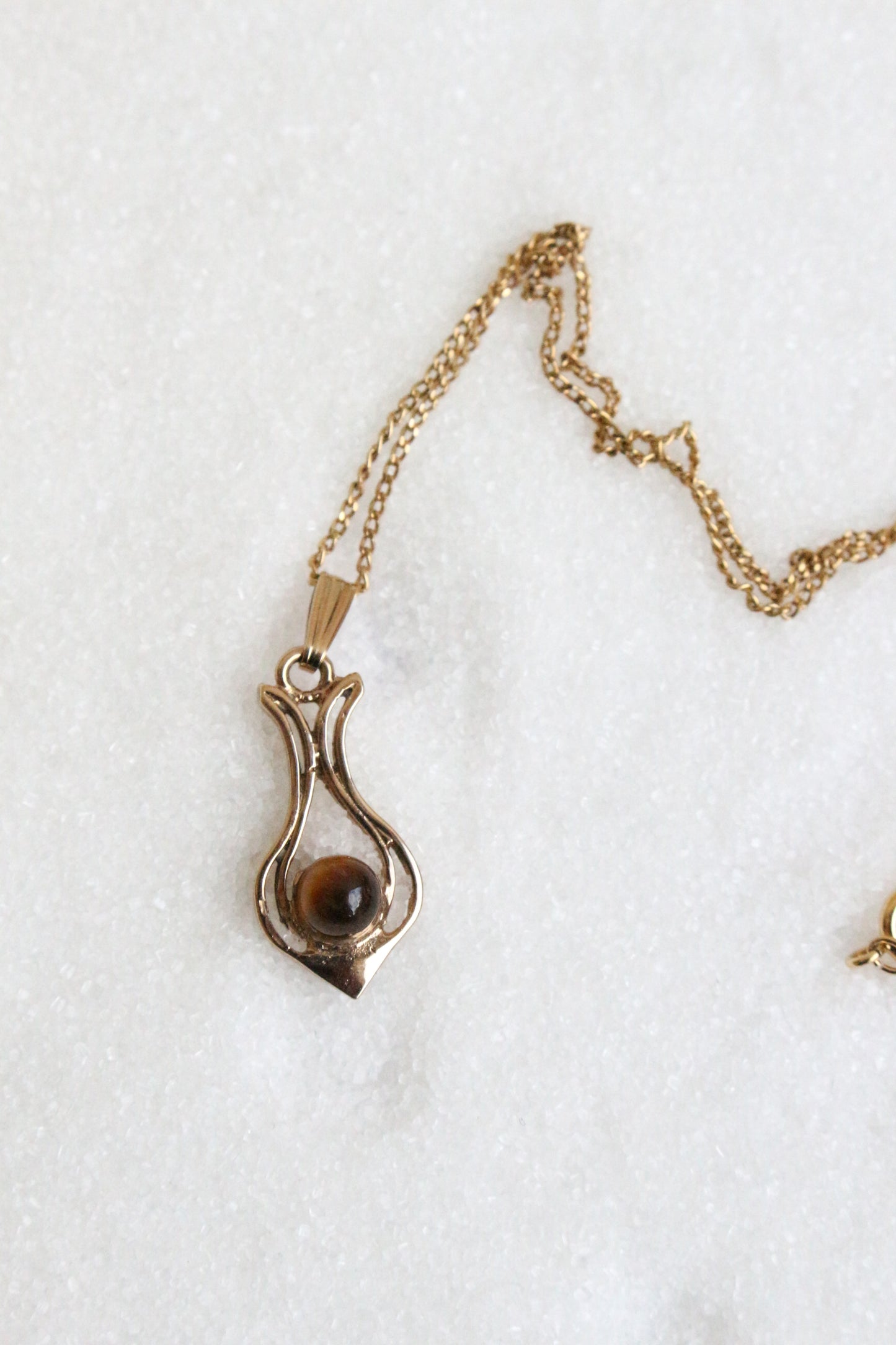 Tiger's eye pendant