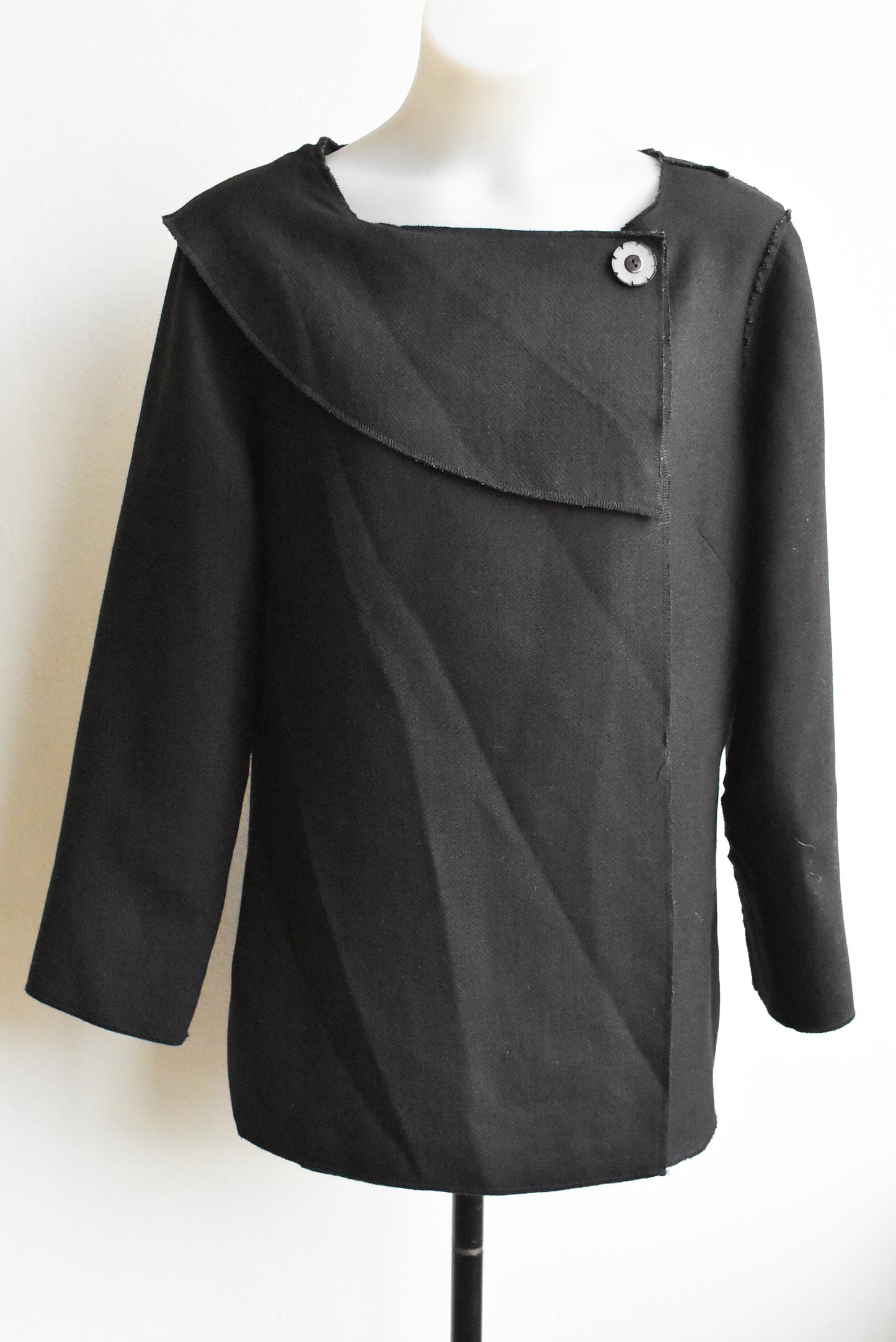 Ruby Blanché, made in NZ shrug, size 14