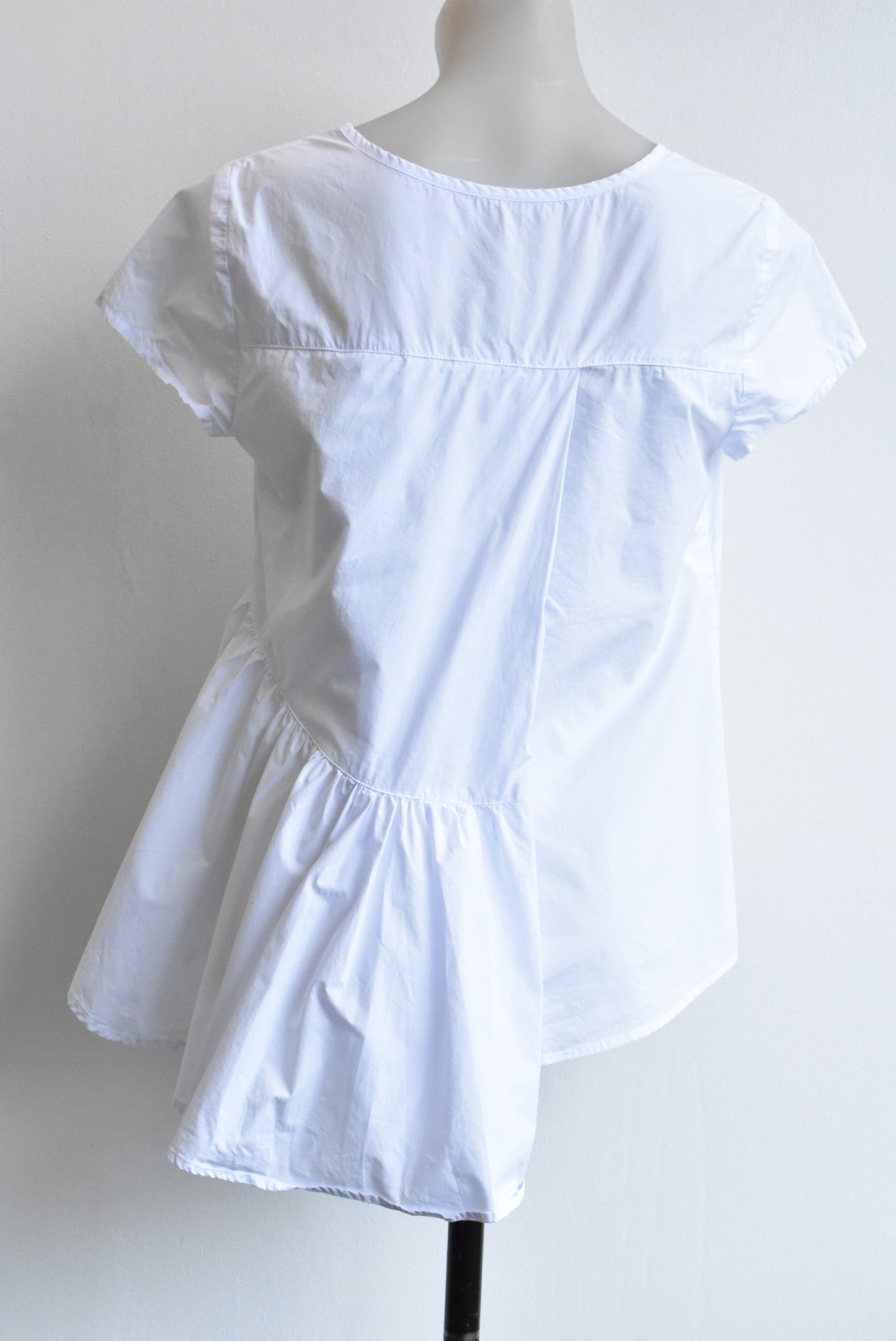 Ricochet white peasant blouse, size 6
