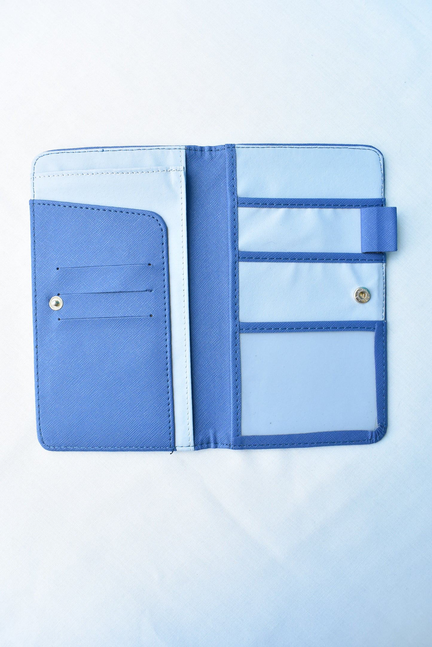 La Chance Passe blue and grey organiser