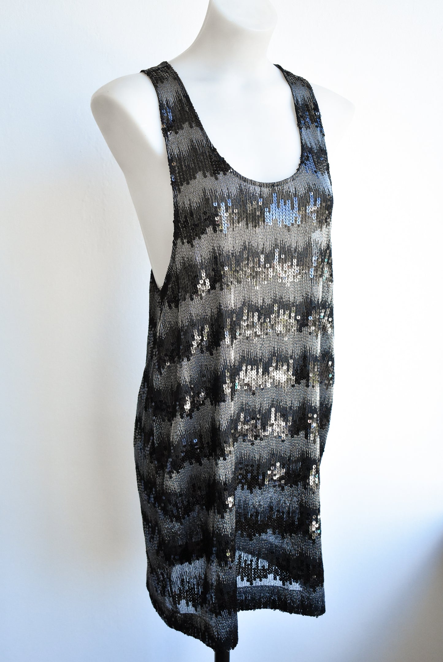 Moochi black sequin top, M