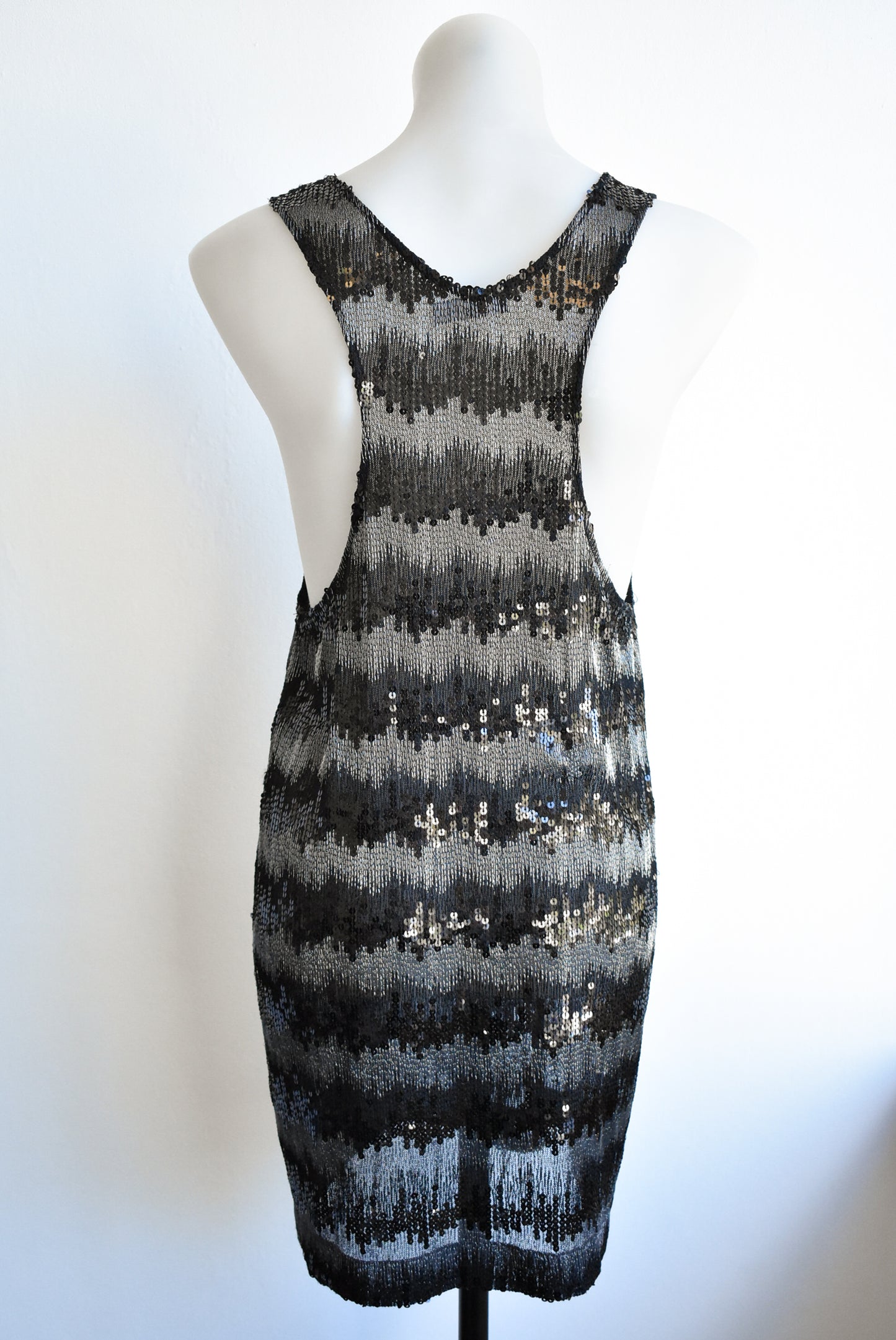Moochi black sequin top, M