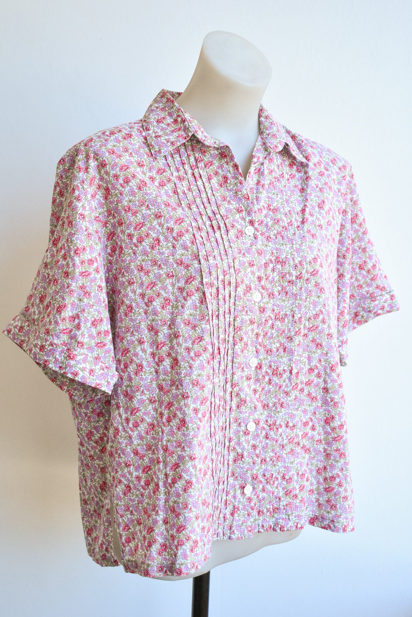 Floral printed shirt, S/M