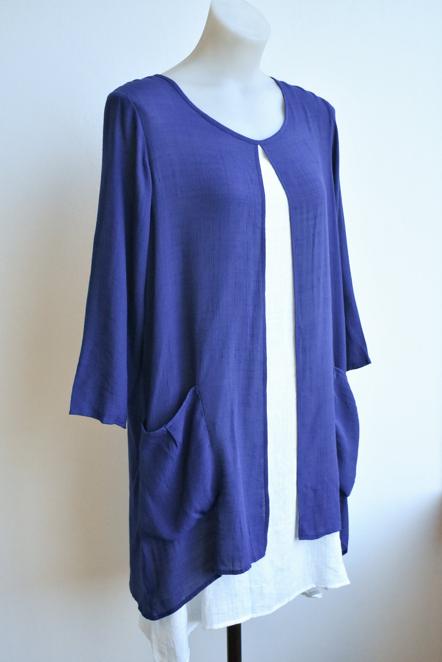 Mesmerise navy and white layered tunic, size 12