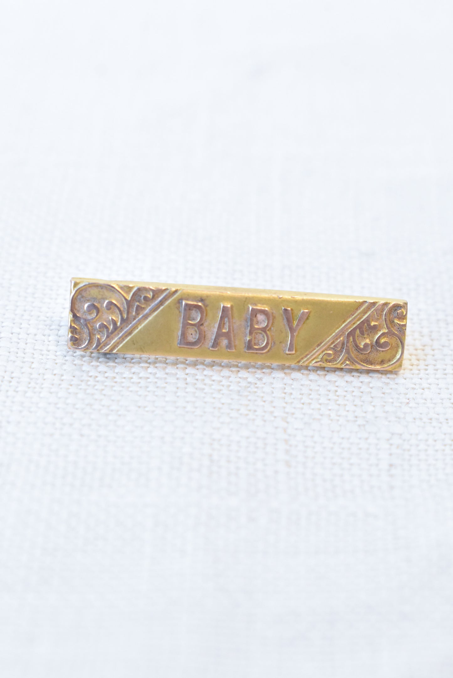 Vintage gold 'Baby' pin