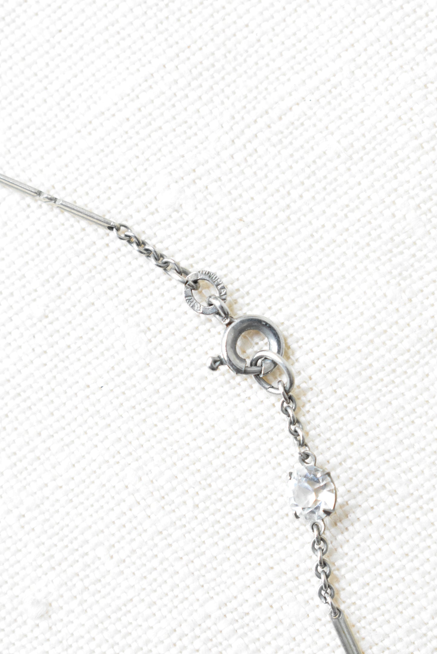Vintage necklace silvery chain with cut glass insets