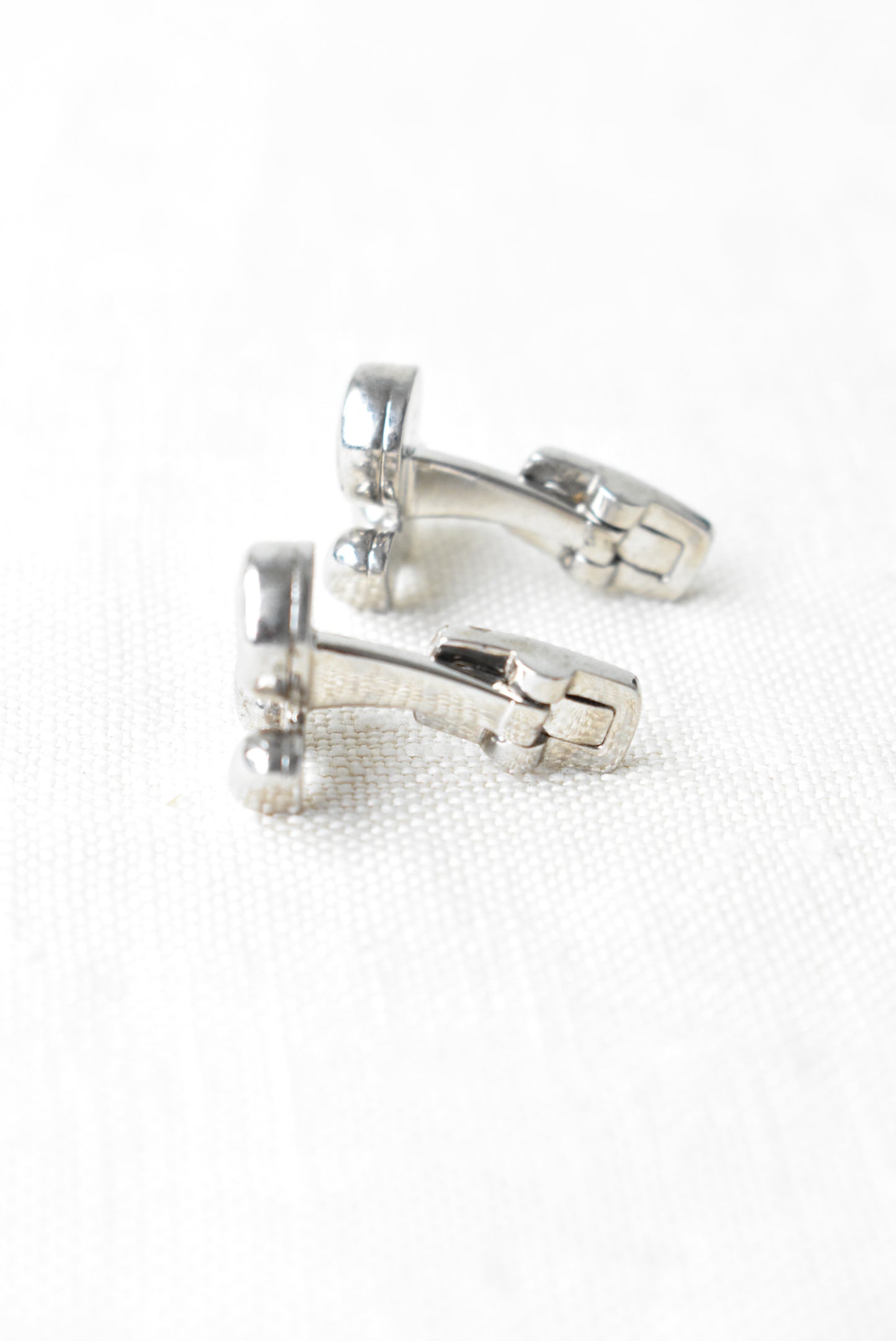 Clover shaped cufflinks
