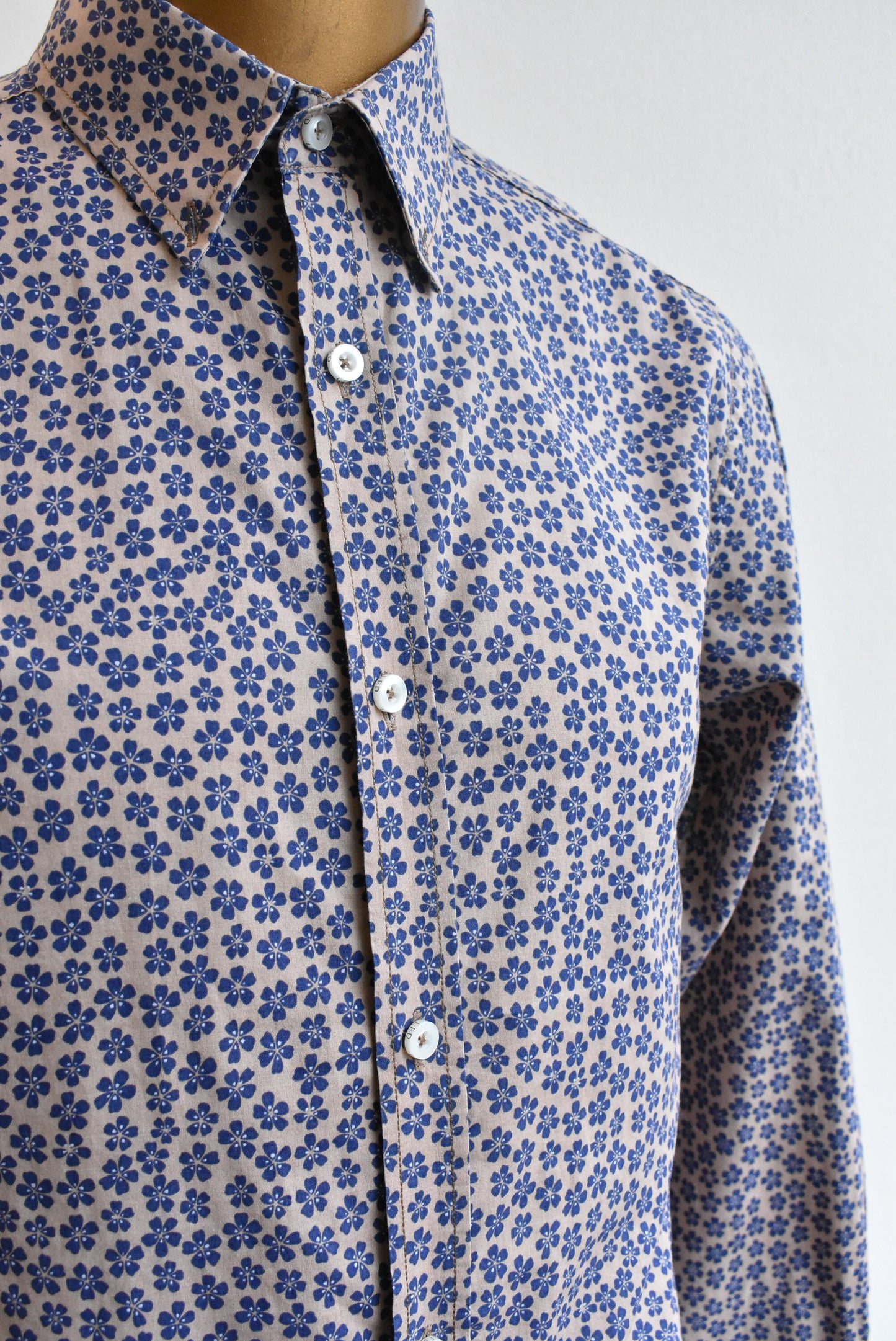 LFO floral printed mens shirt, size medium