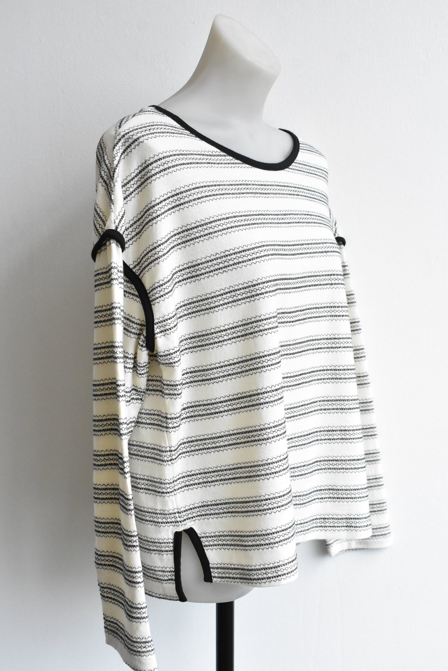 Roxy Yuma long sleeved stripe top, size L