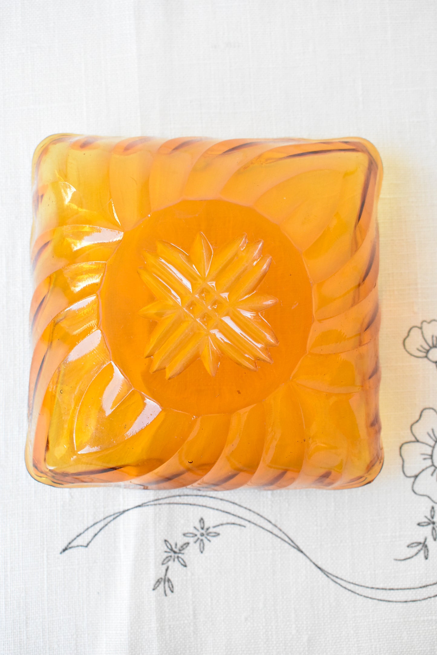Vintage depression glass trinket bowl