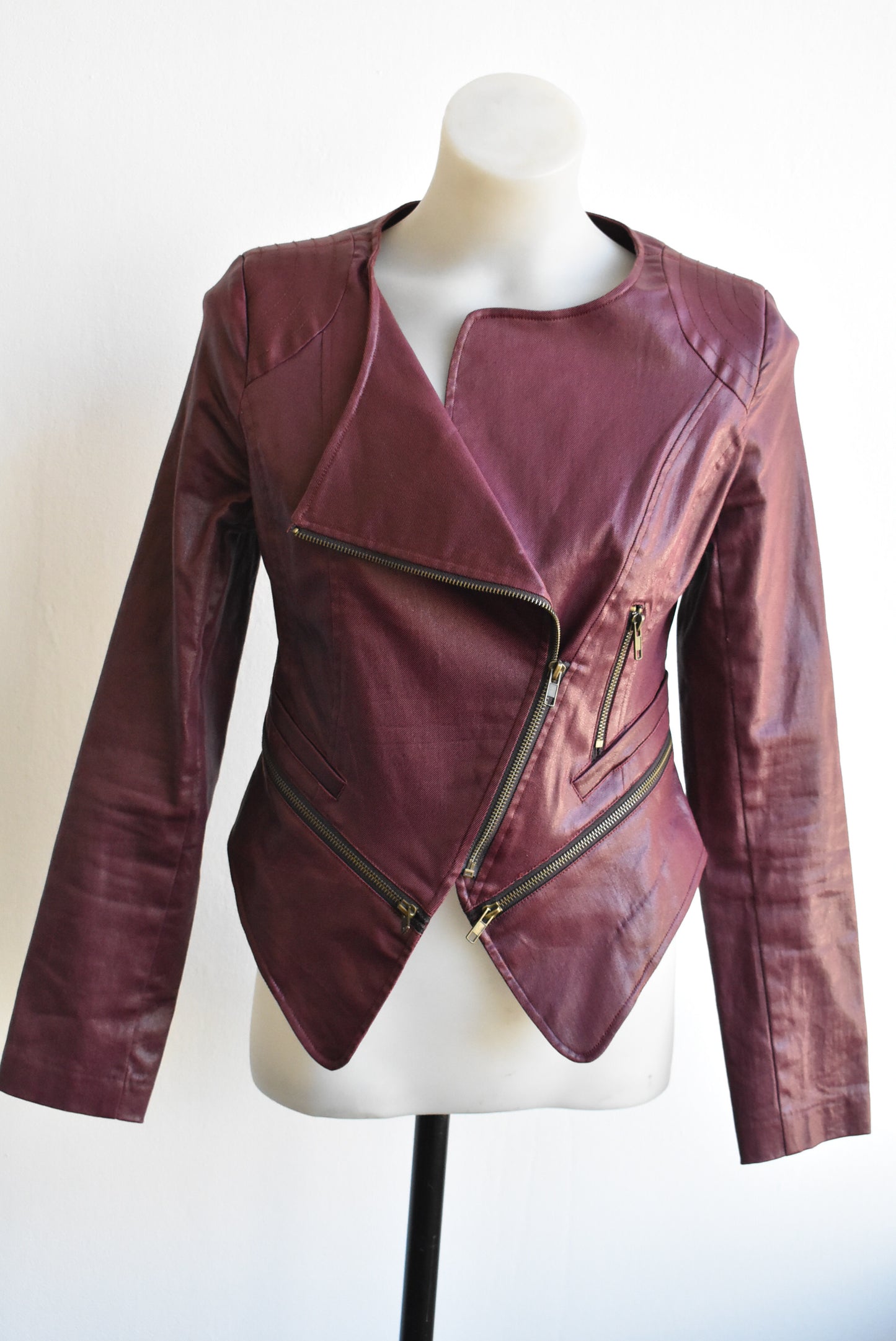 Shilla red faux-leather crop jacket, size 8