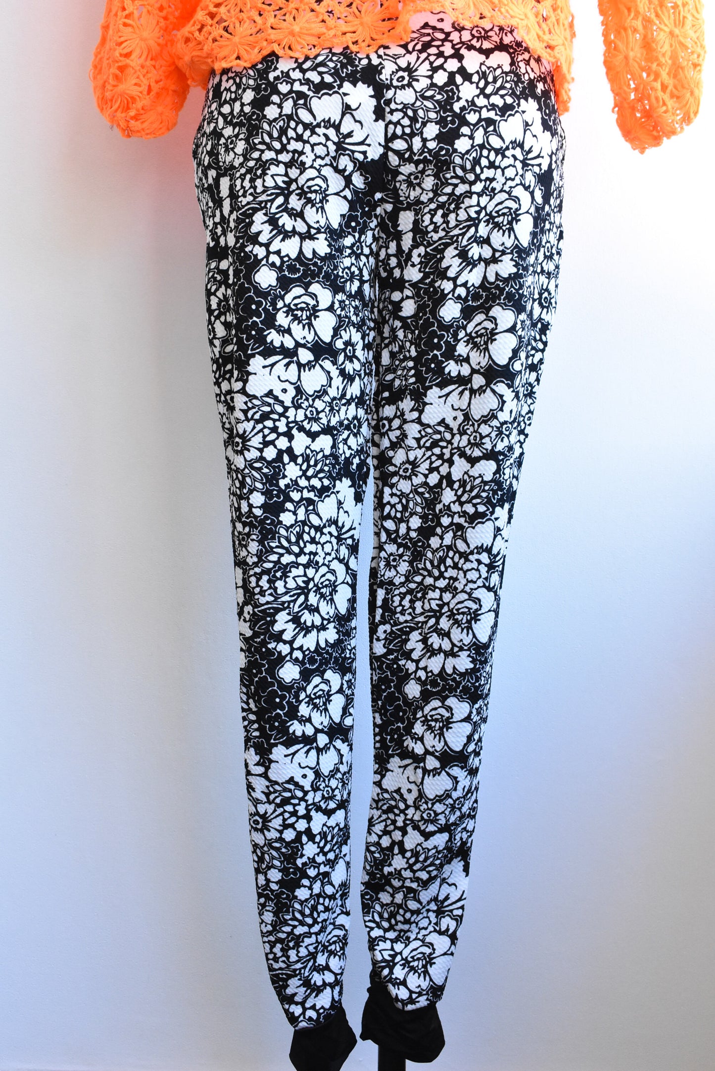 Arden leisure pants with pockets, NWT, S/M