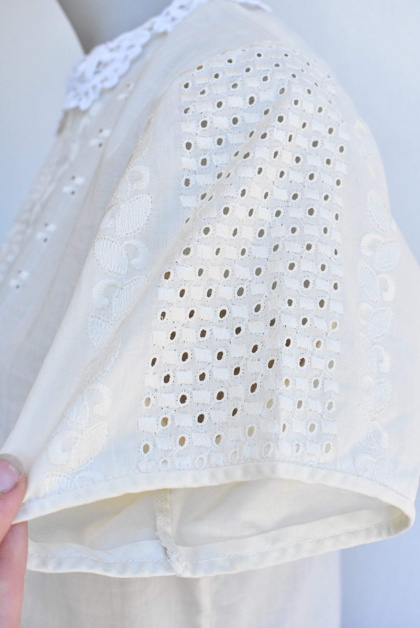 Vintage embroidered eyelet blouse