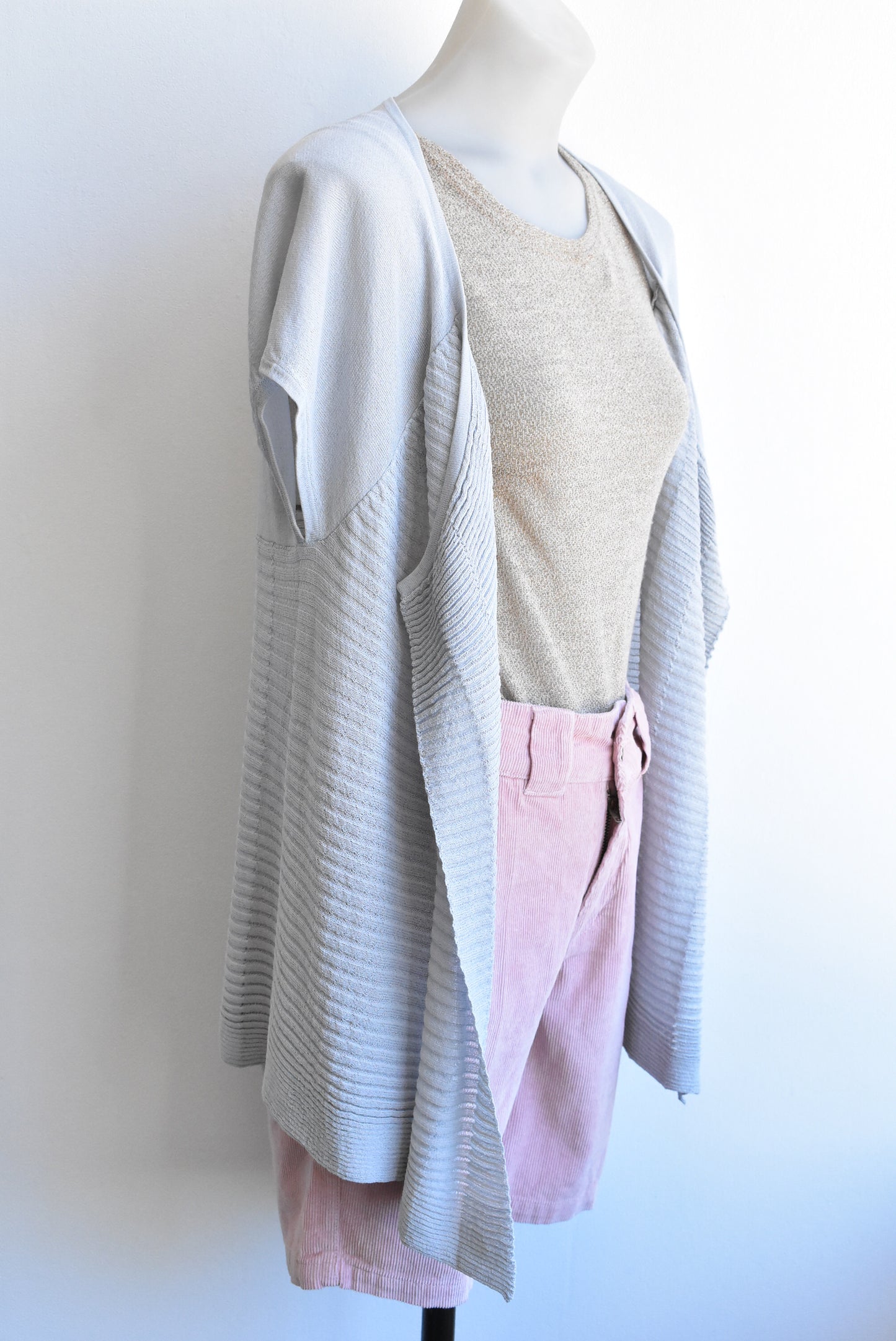 Light grey short sleeve vest