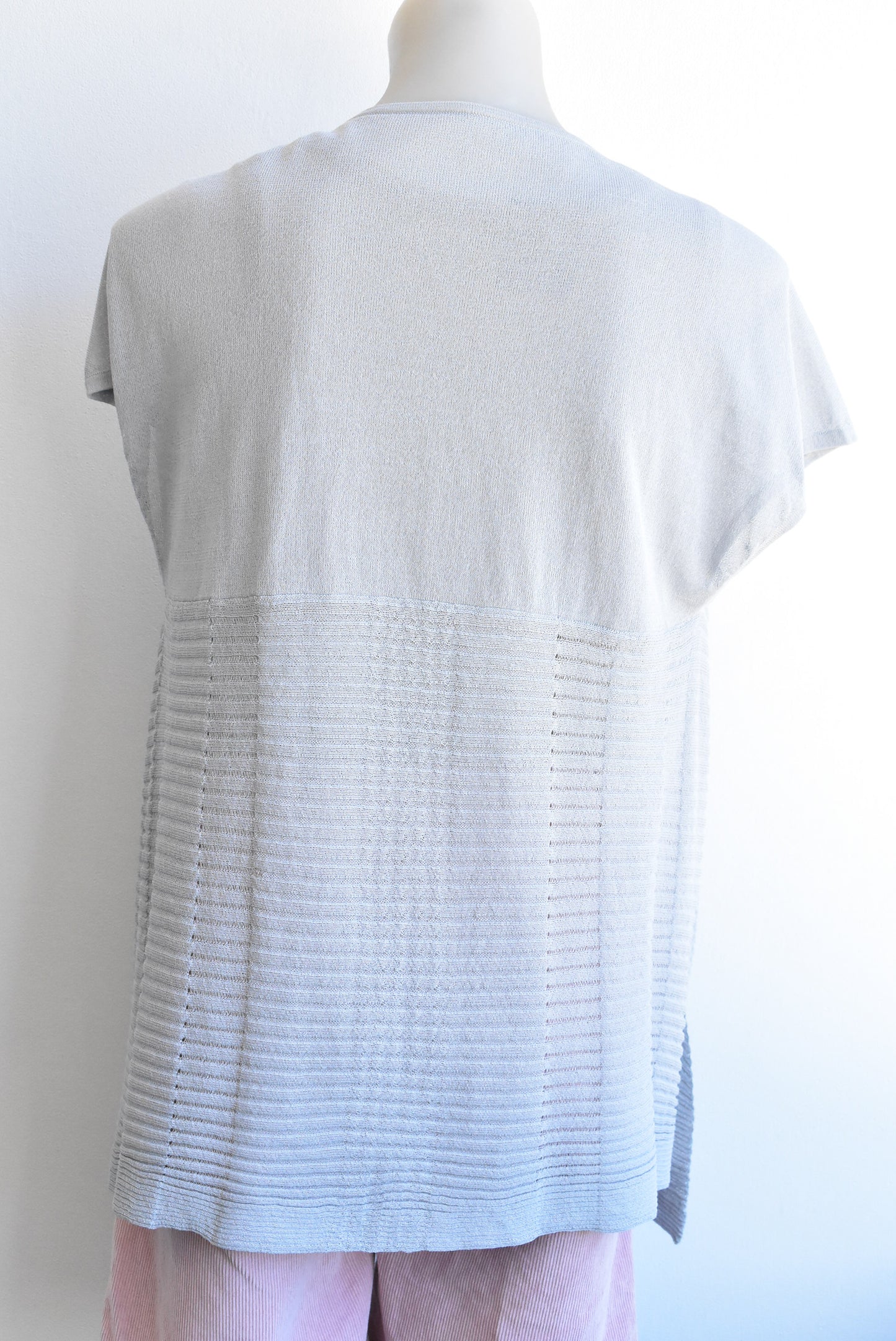 Light grey short sleeve vest