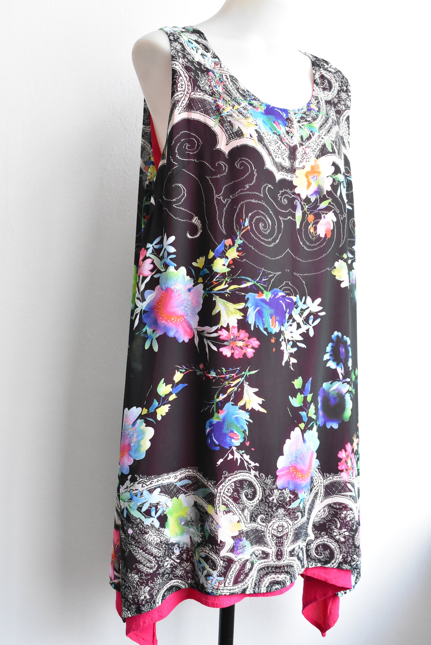 Libertine bright dress, 16