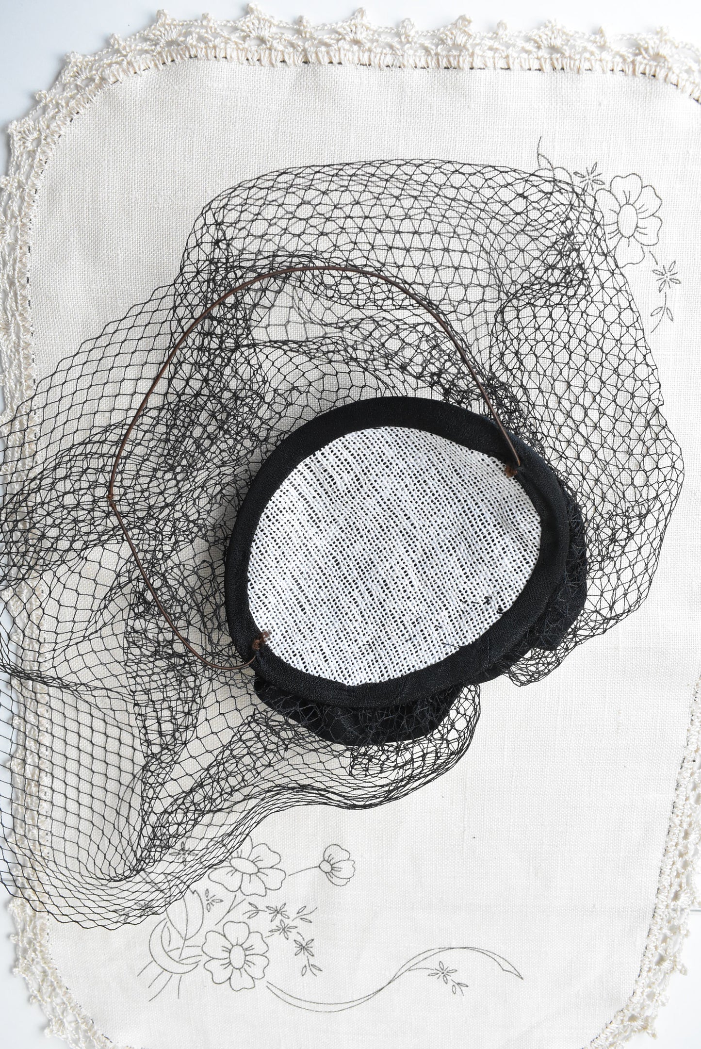 Black ruffle fascinator