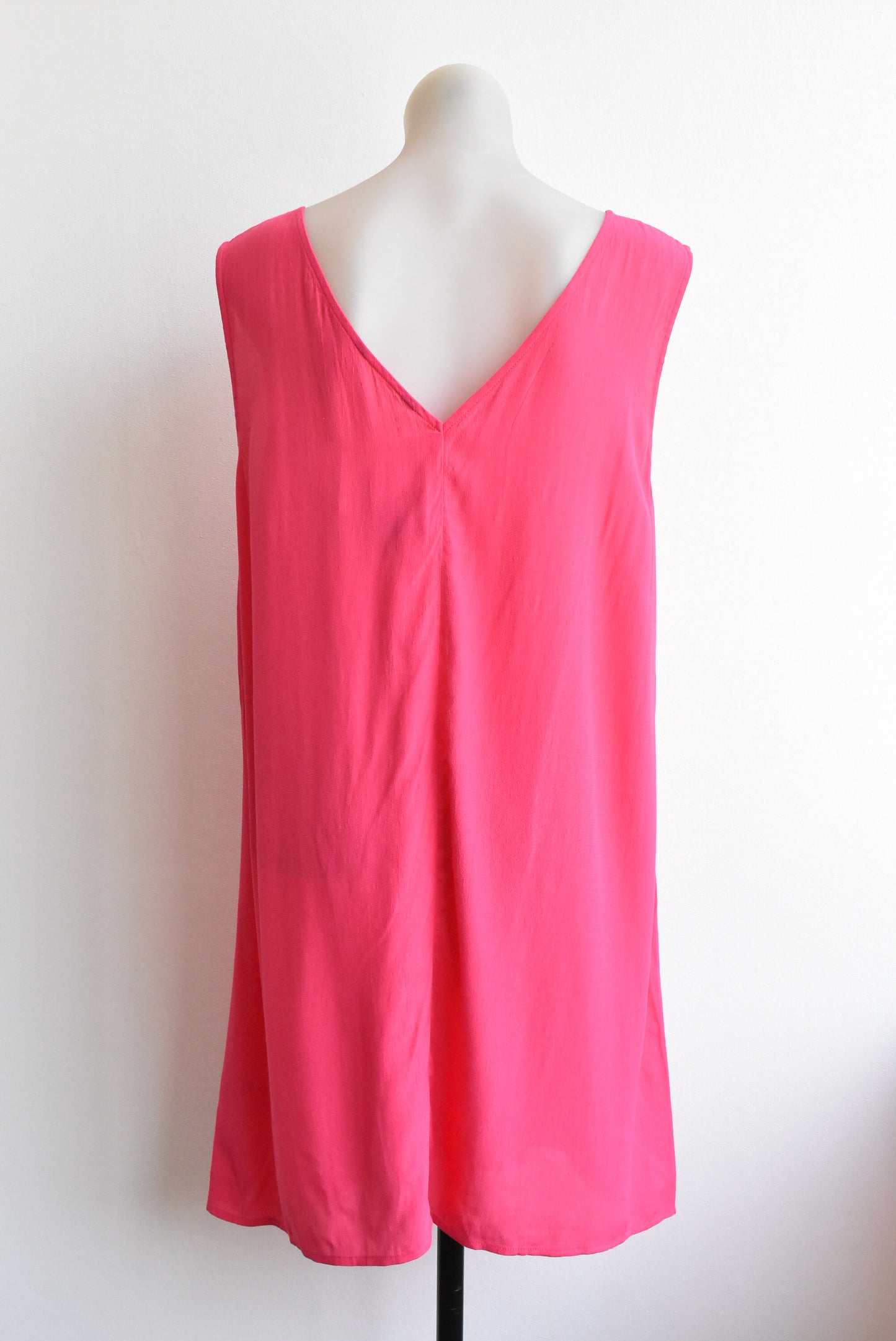Glassons hot pink lace v neck dress, M/L