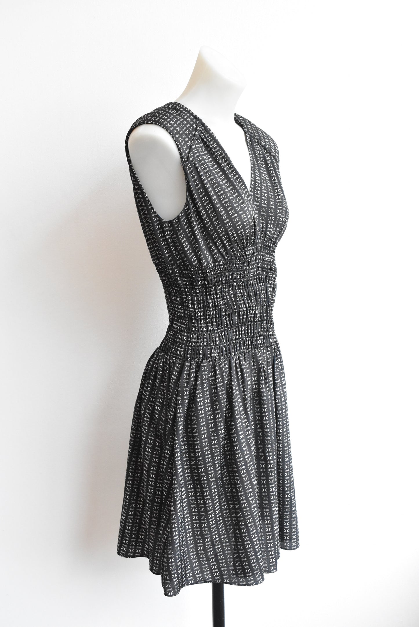 Country Road shoulder pad dress, size XS