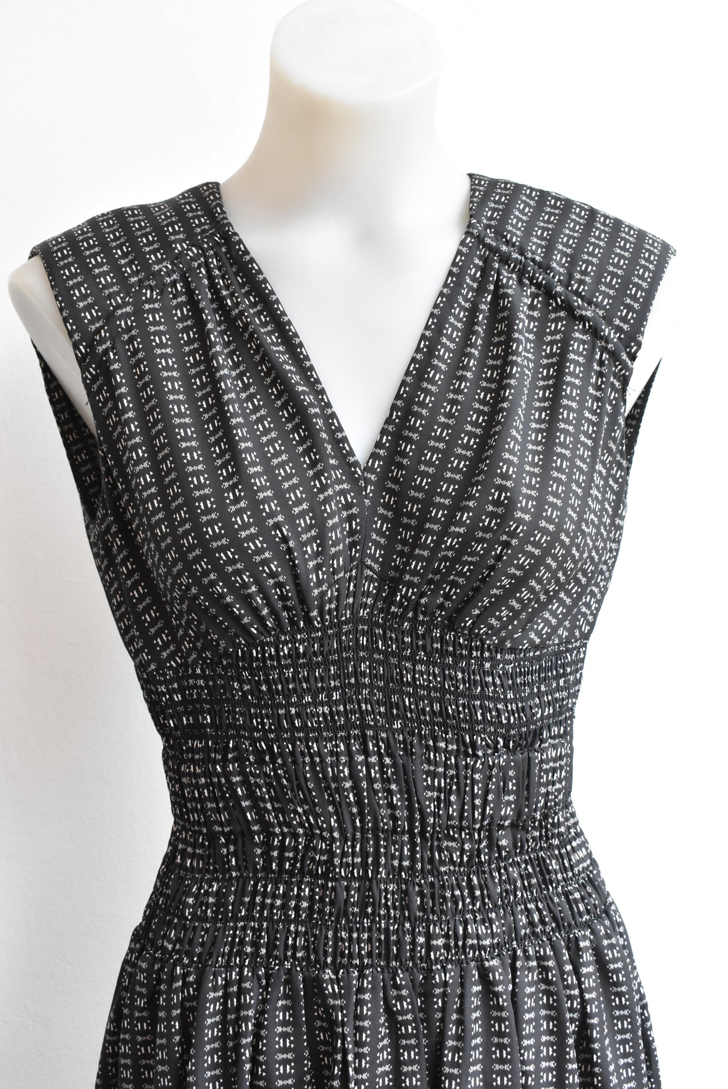 Country Road shoulder pad dress, size XS