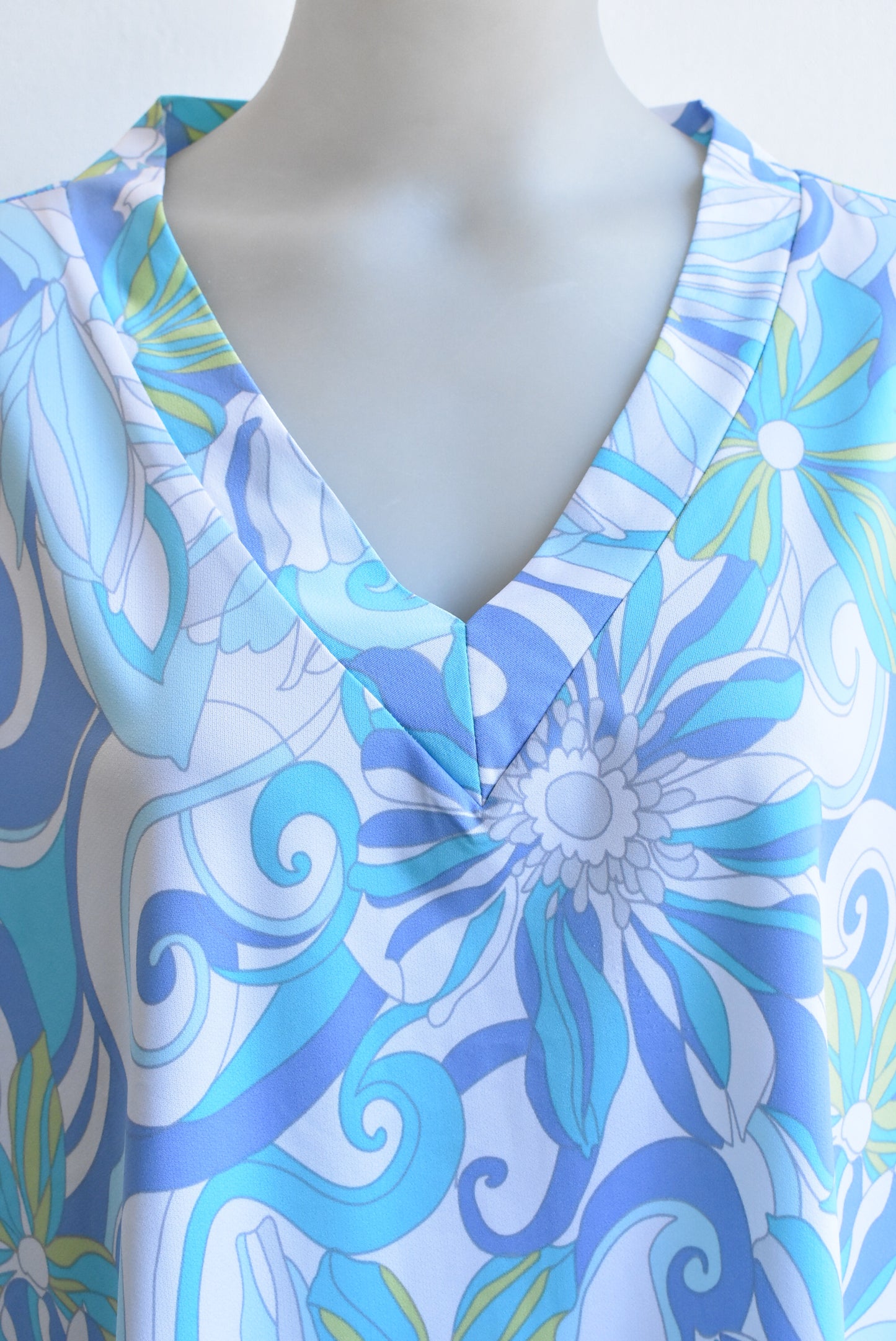 Blue floral v-neck top