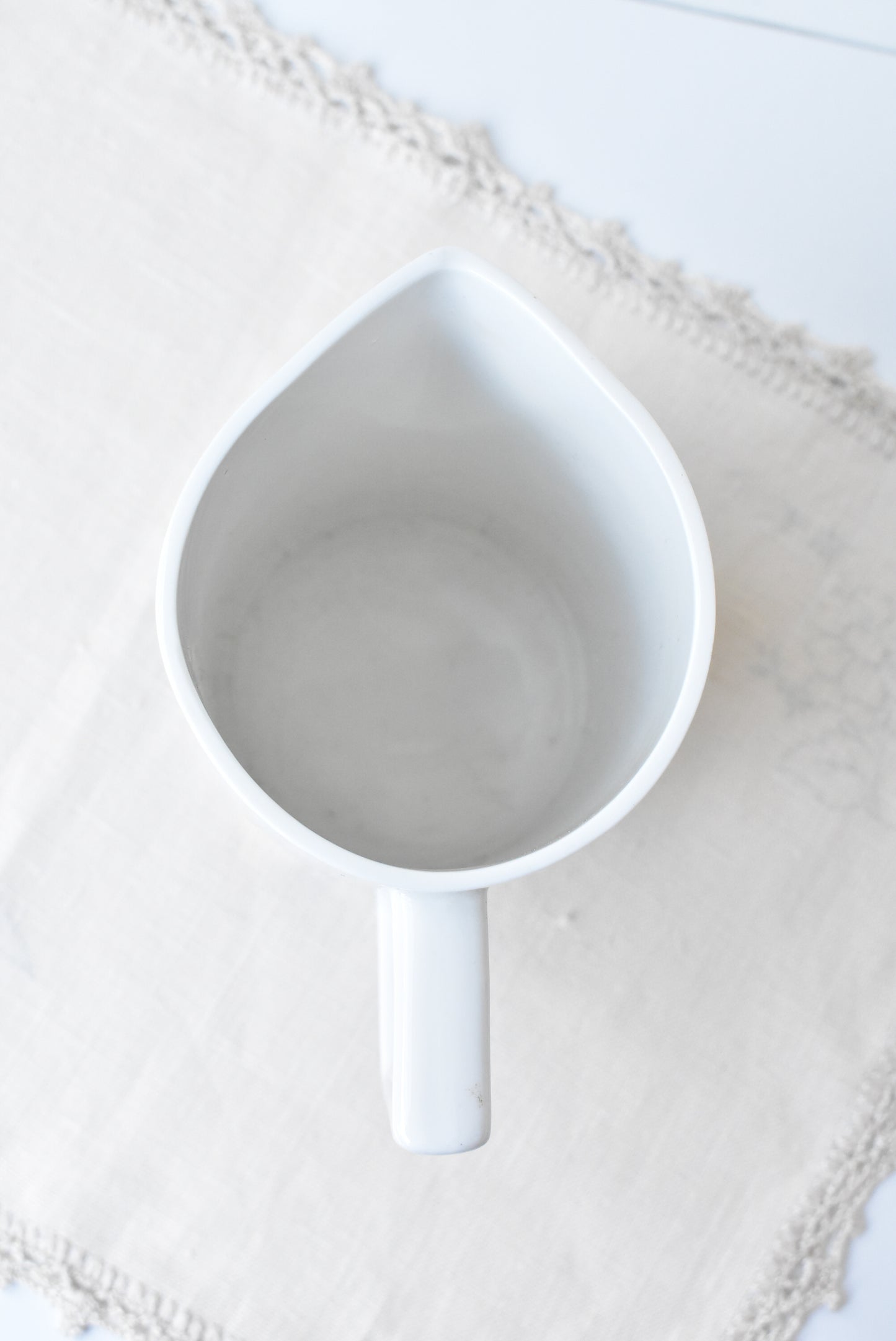 Nood abstract flower ceramic jug