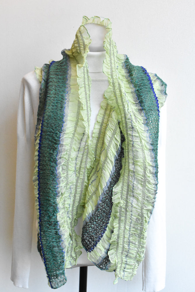 Crinkly sheer green scarf