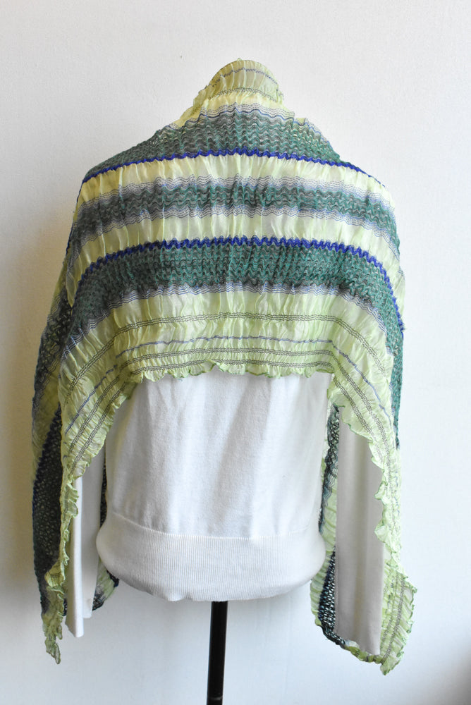 Crinkly sheer green scarf