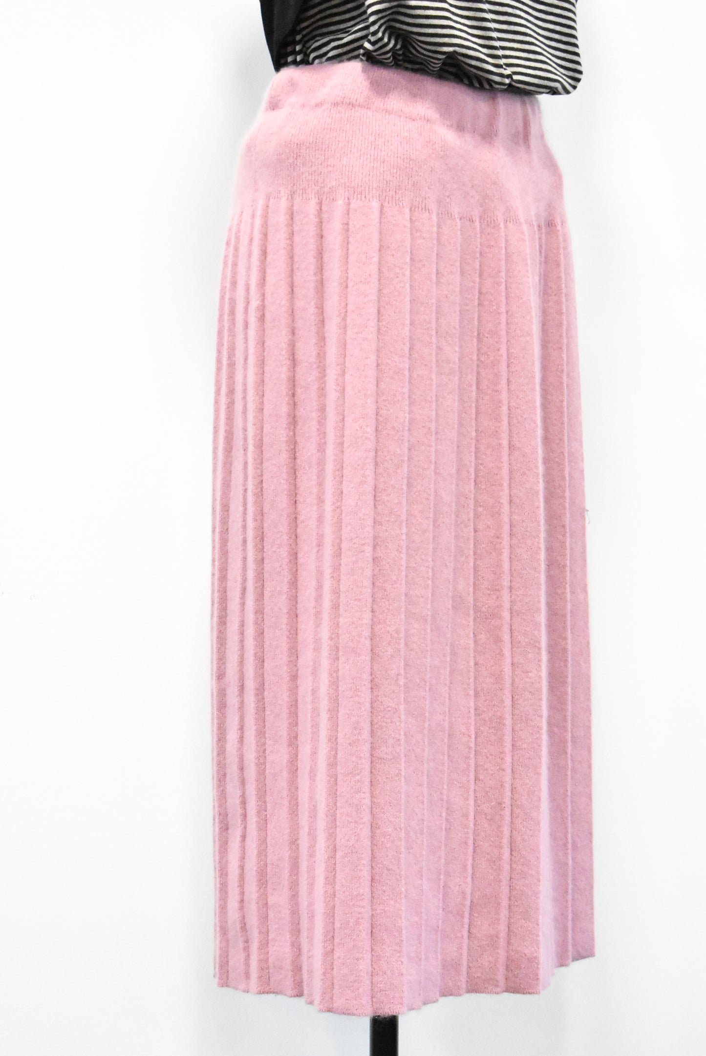 Pink pleated knit skirt, S