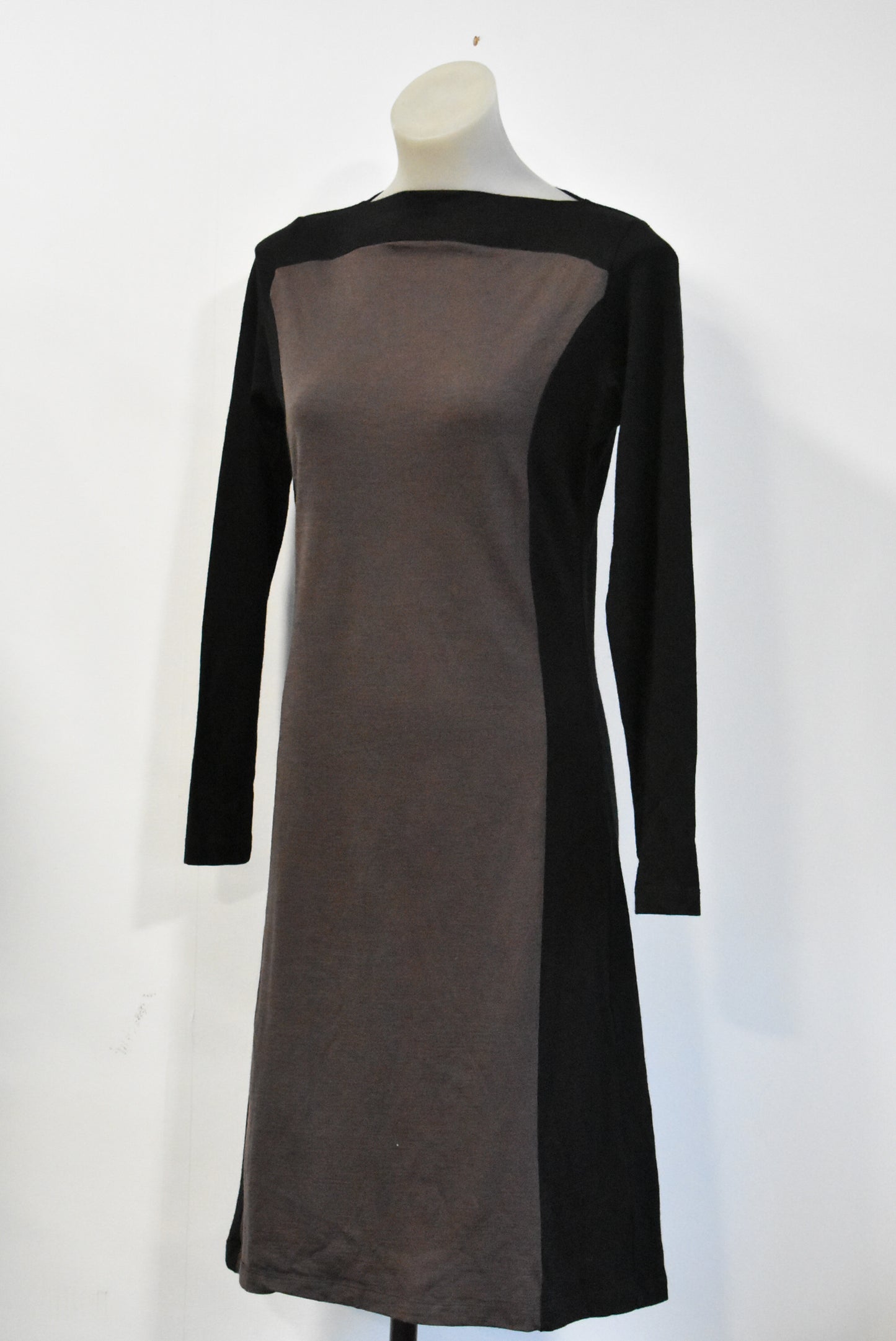 Venue long sleeved knit dress, S