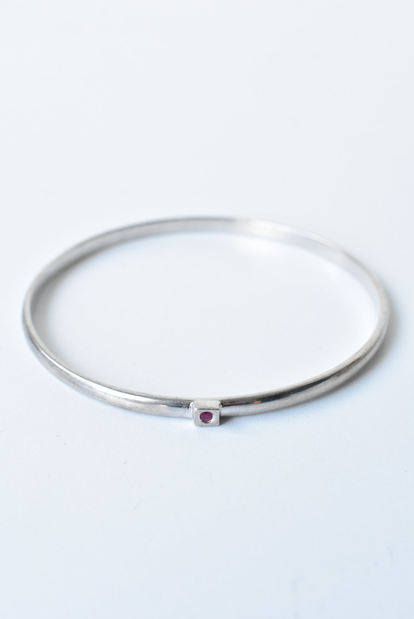 Elle 925 silver + ruby bracelet