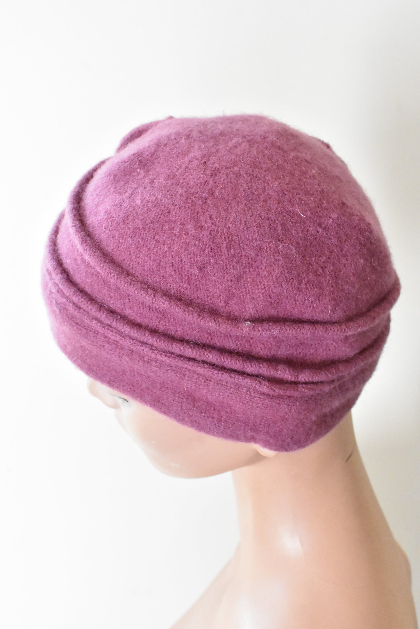 Gorgeous wool plum pillbox hat with bow