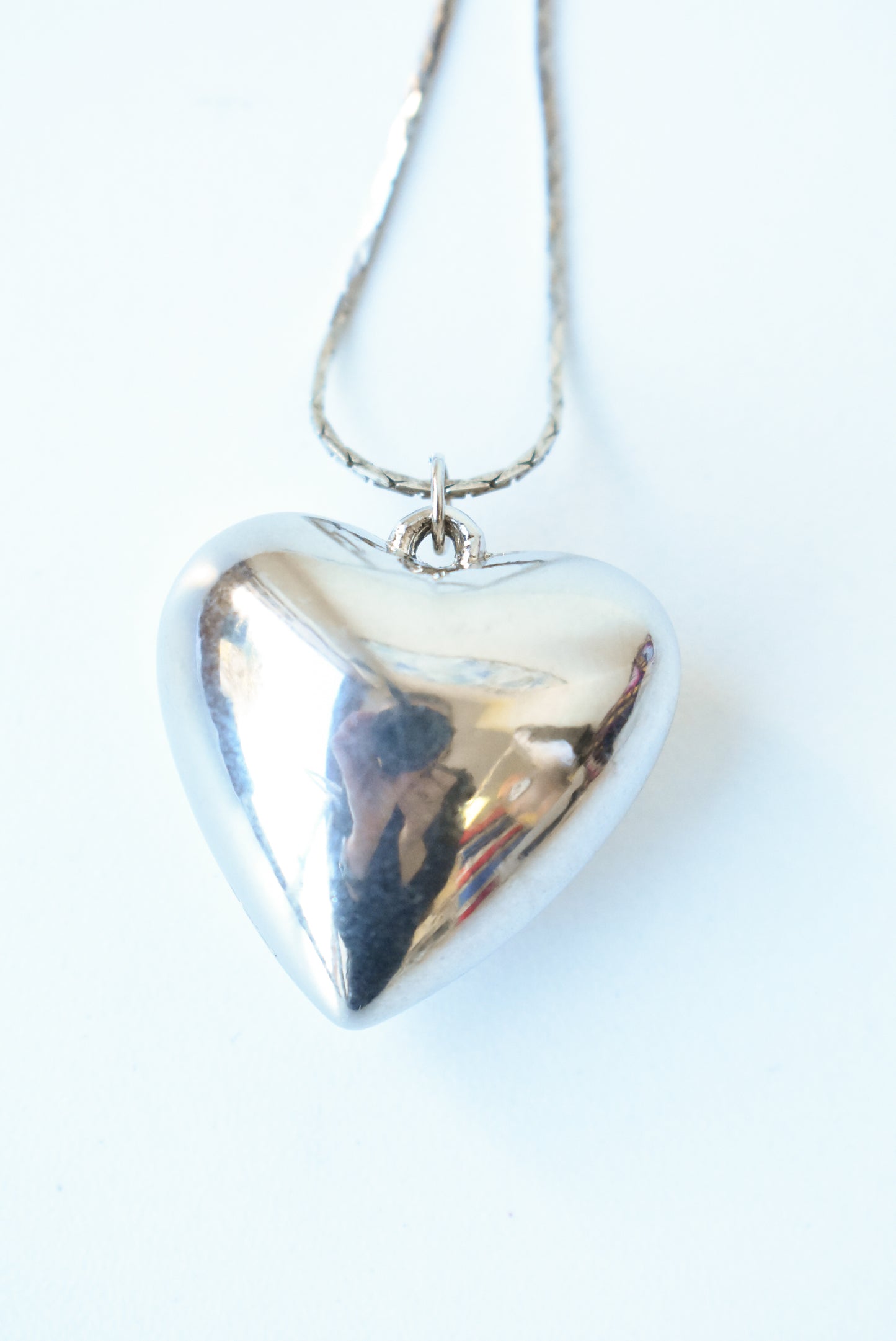 Whole heart pendant necklace