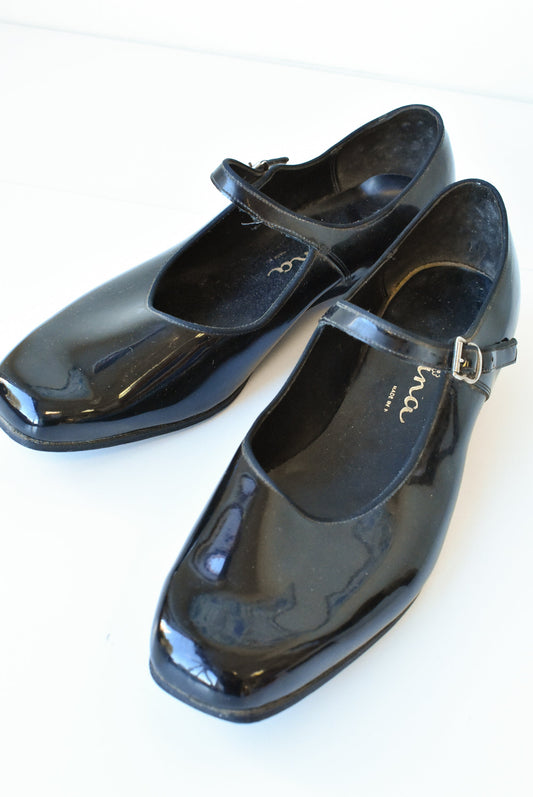 Gina vintage tap shoes, size 7