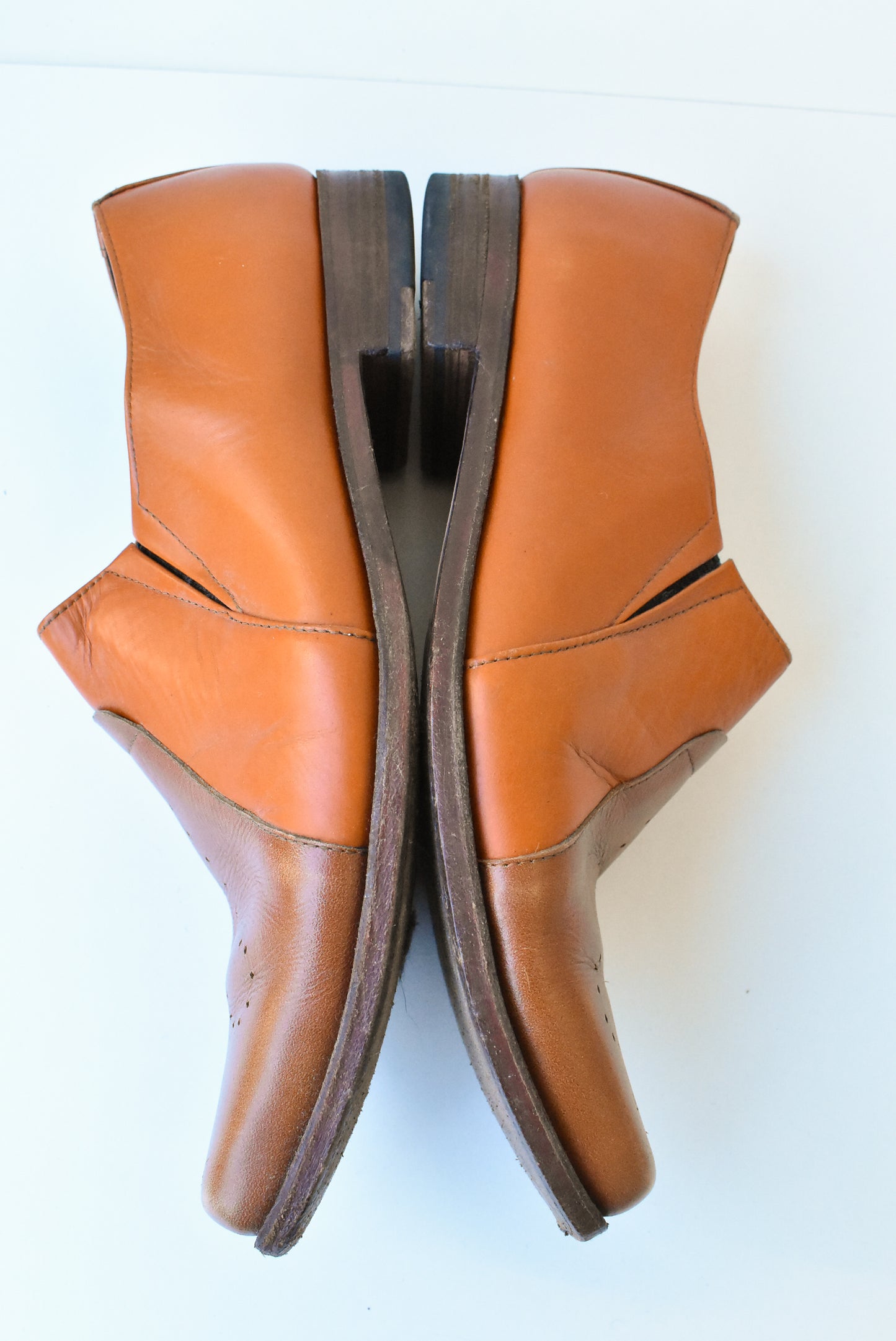 YALY tan leather dress shoes, eu46