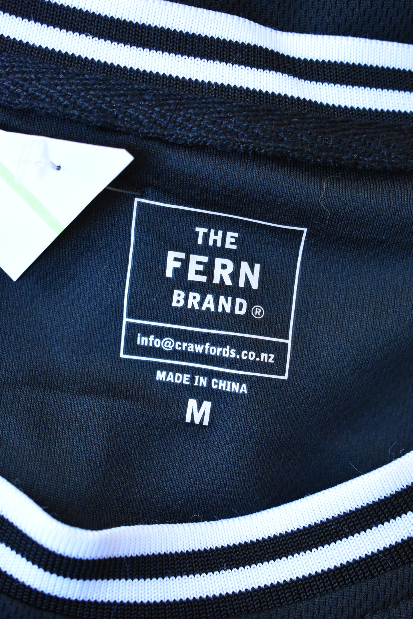 The Fern Brand basketball singlet, M