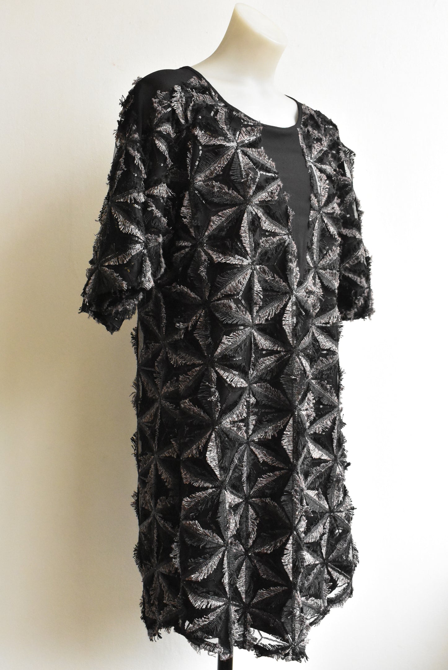 Augustine textured black dress, L