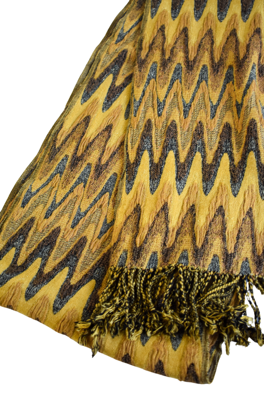 Funky waves retro scarf